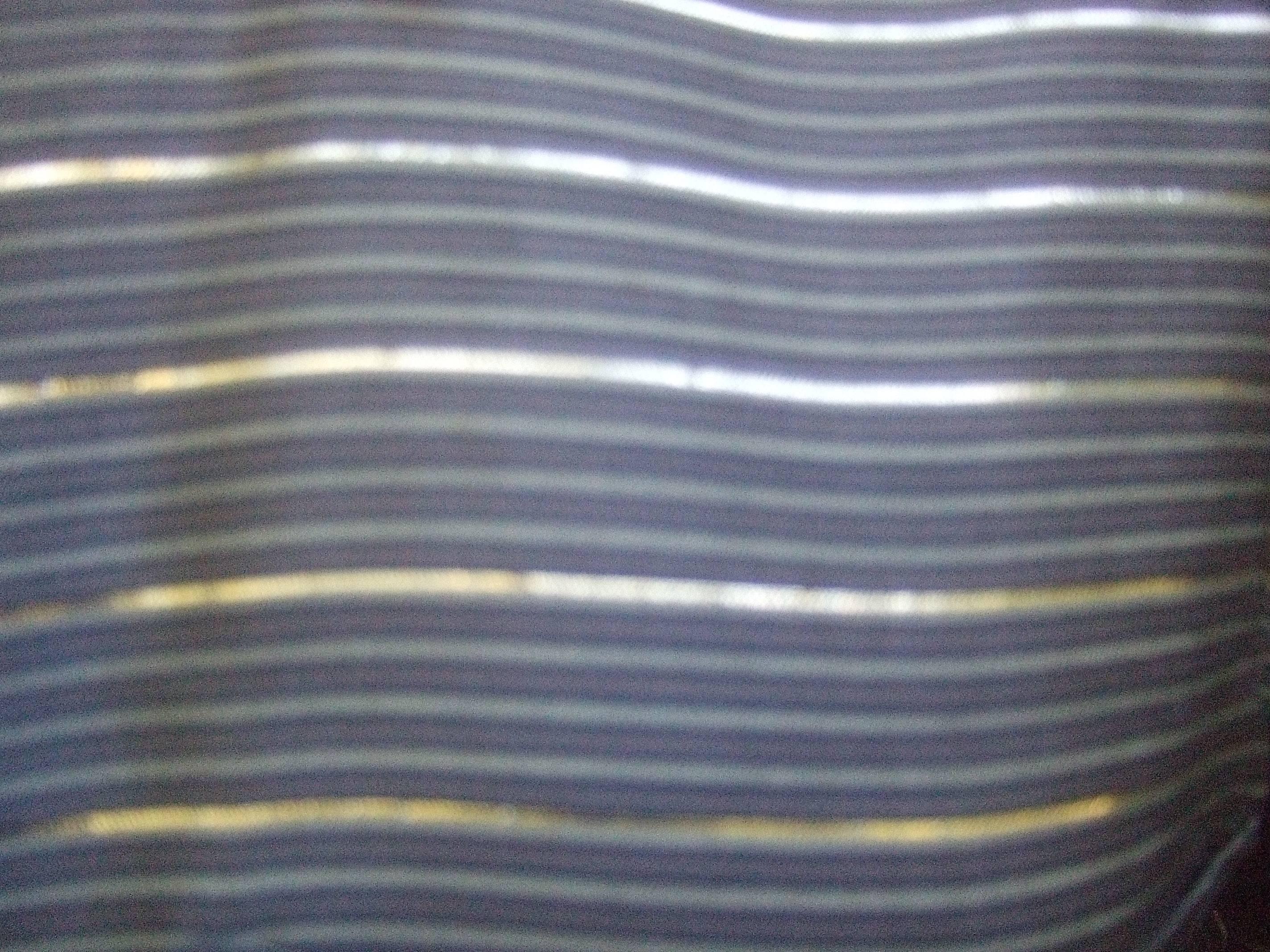Grigio Saint Laurent Rive Gauche Camicetta grigia a righe metallizzate in oro, 1970 ca. in vendita