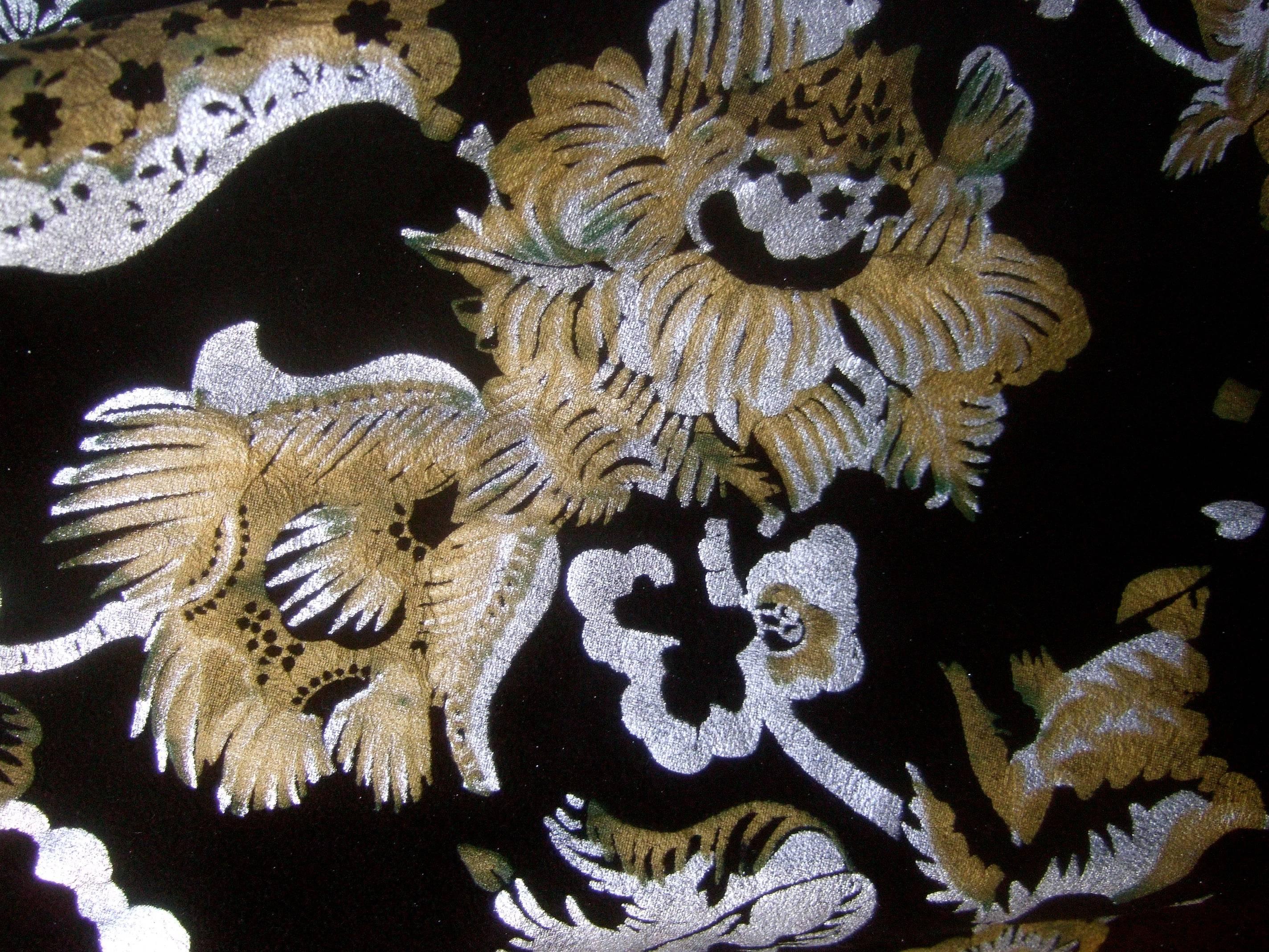 1980s Black Plush Suede Floral Metallic Jacket Size L  For Sale 2
