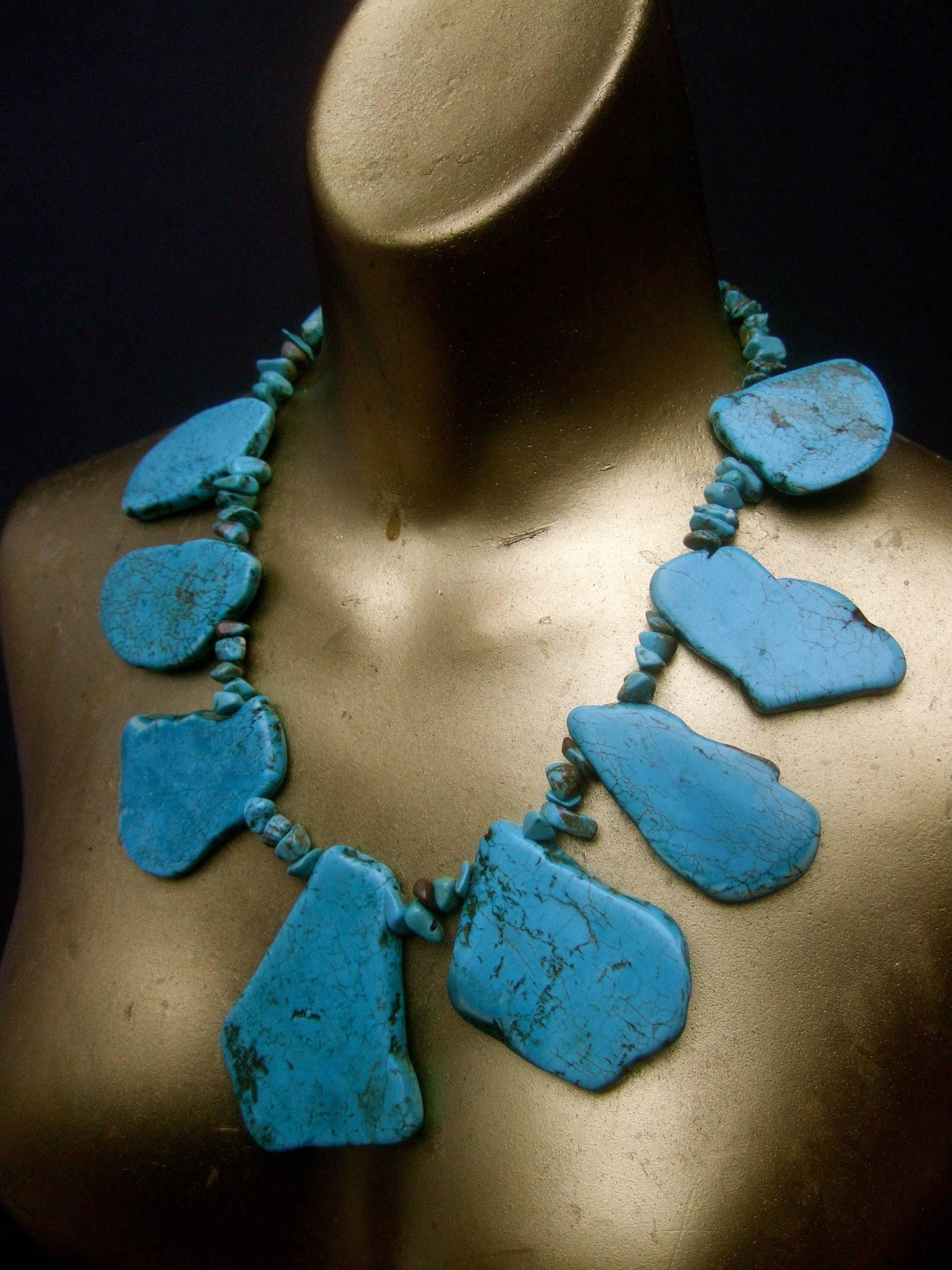 Artisan Stone Turquoise Color Howlite Statement Necklace c 1990 In Good Condition For Sale In University City, MO