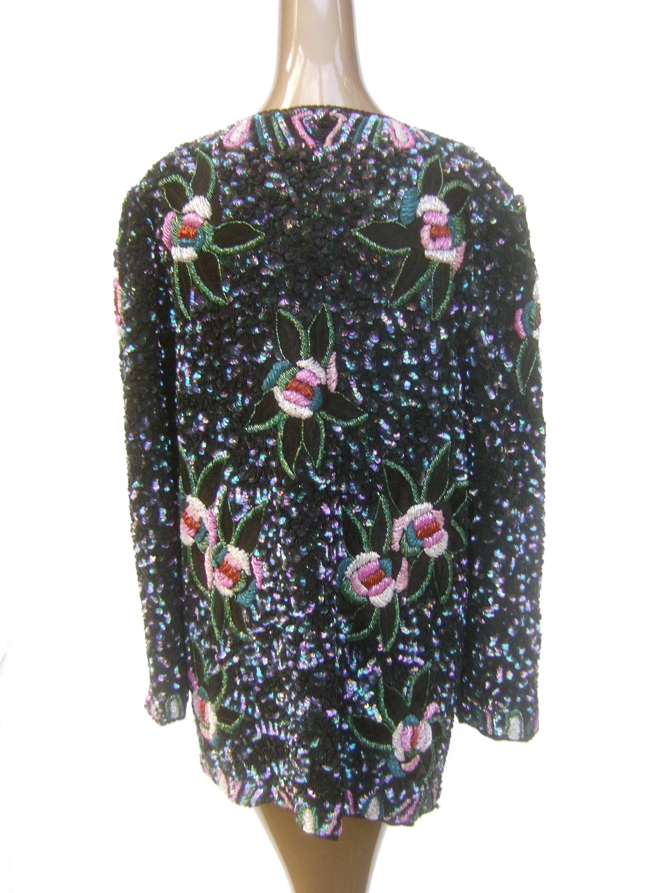 Veste de soirée pailletée de perles de soie et de verre Saks Fifth Avenue, années 1980 Pour femmes en vente