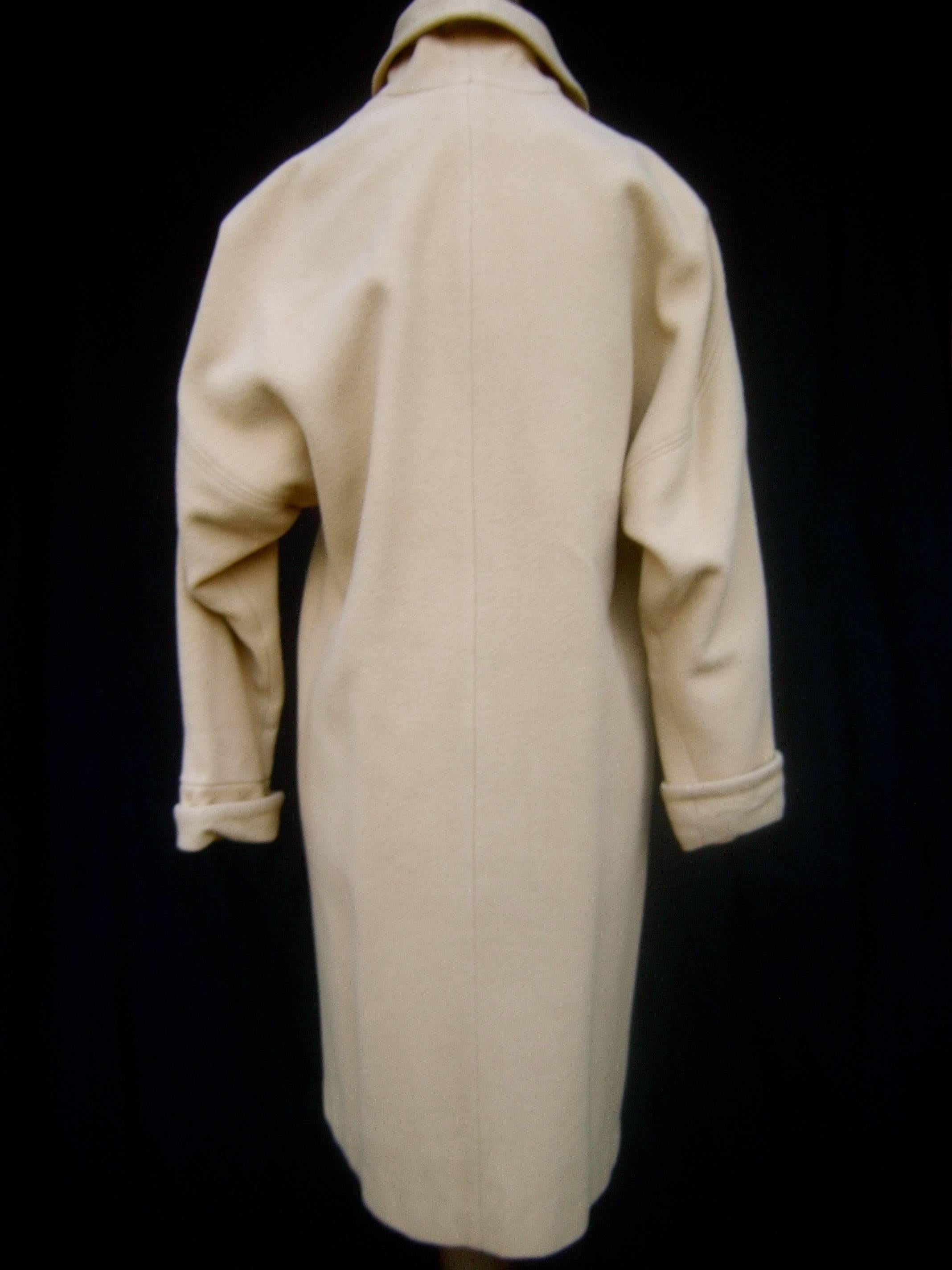 Luxurious  Mid-century Tan Cashmere Swing Coat c 1960 2