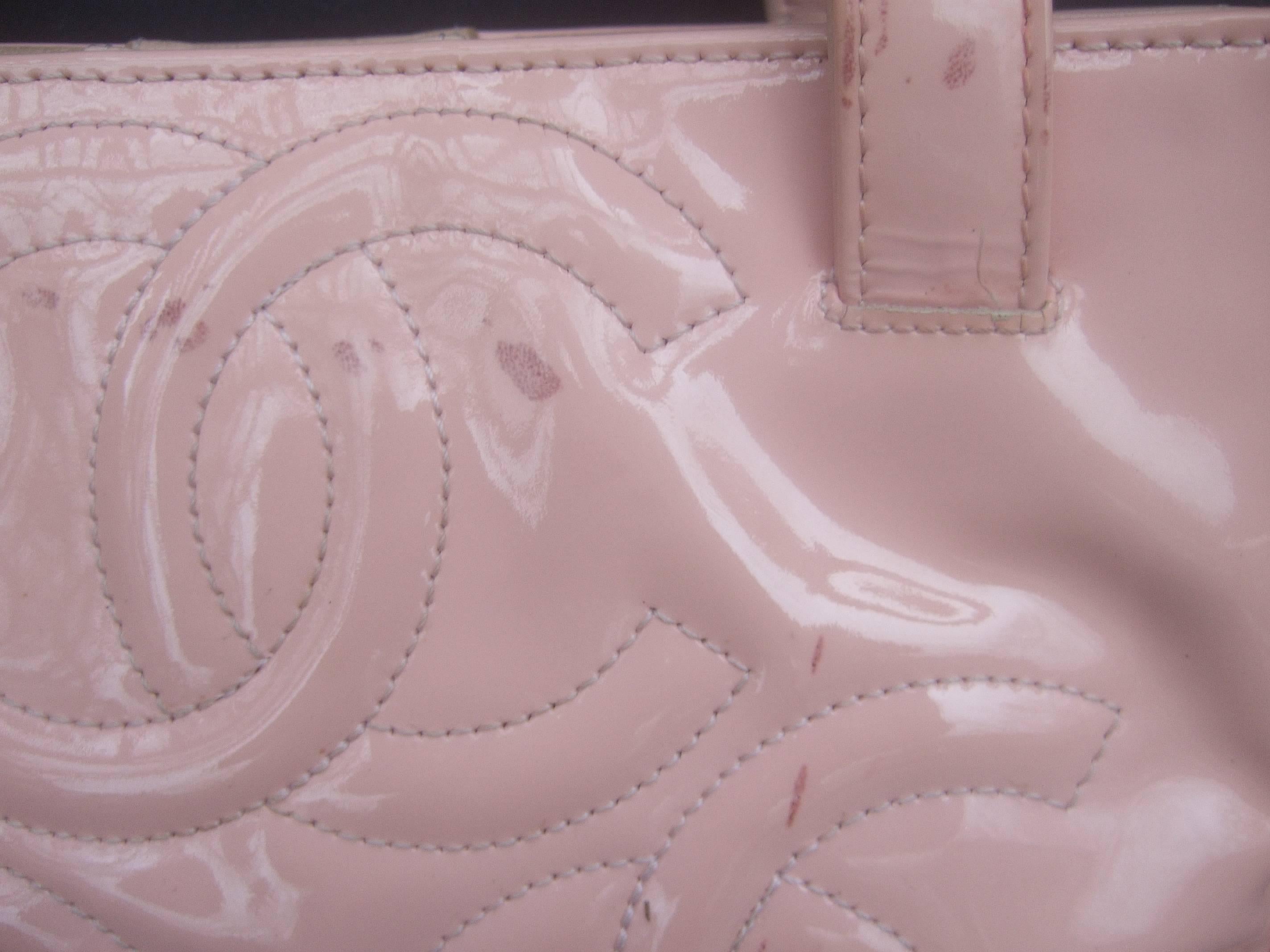 Chanel Pink Patent Leather Handbag In Shabby Chic Condition  1