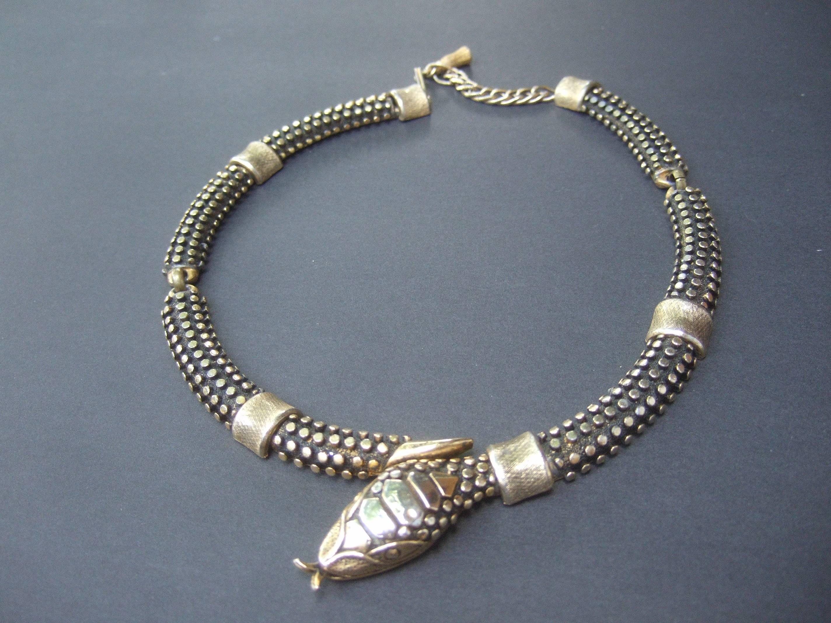 RESERVED Avant Garde Gilt Metal Articulated Serpent Choker Necklace circa 1970 In Good Condition In University City, MO