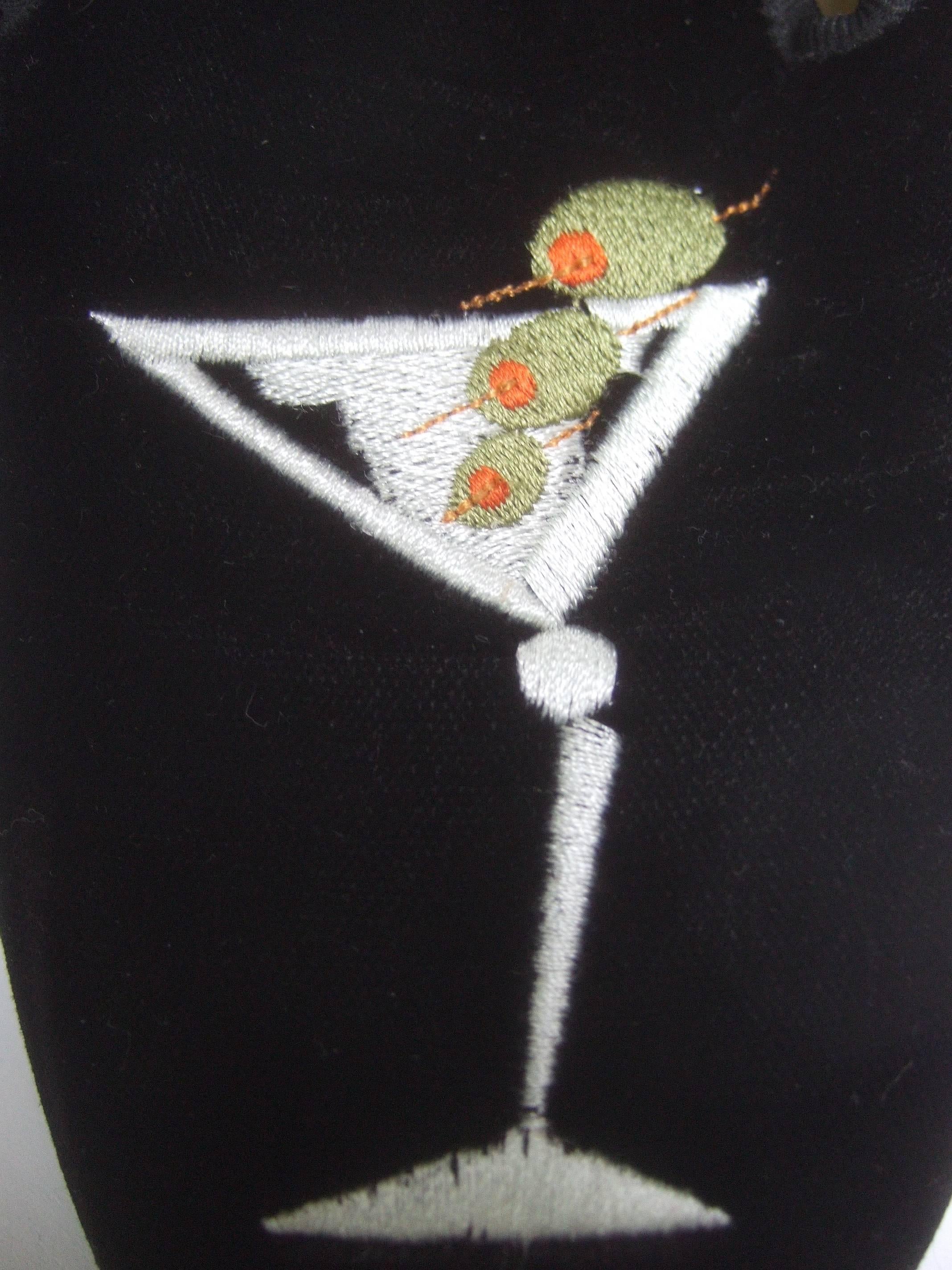 Schwarze bestickte Damen Martini-Glas-Slipperschuhe aus Samt, US Größe 10 M im Zustand „Gut“ im Angebot in University City, MO