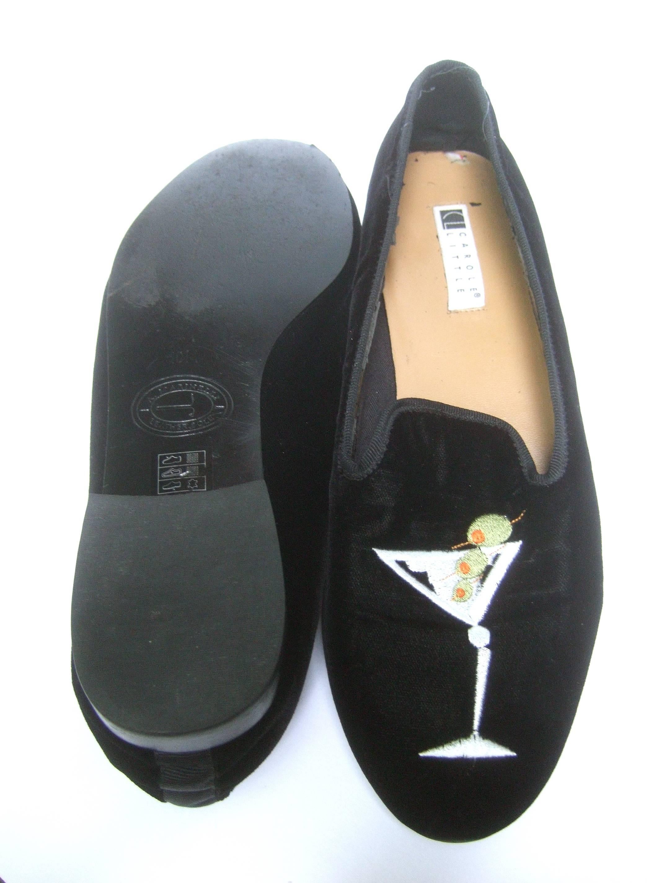 Black Velvet Embroidered Womens' Martini Glass Slipper Shoes US Size 10 M For Sale 2