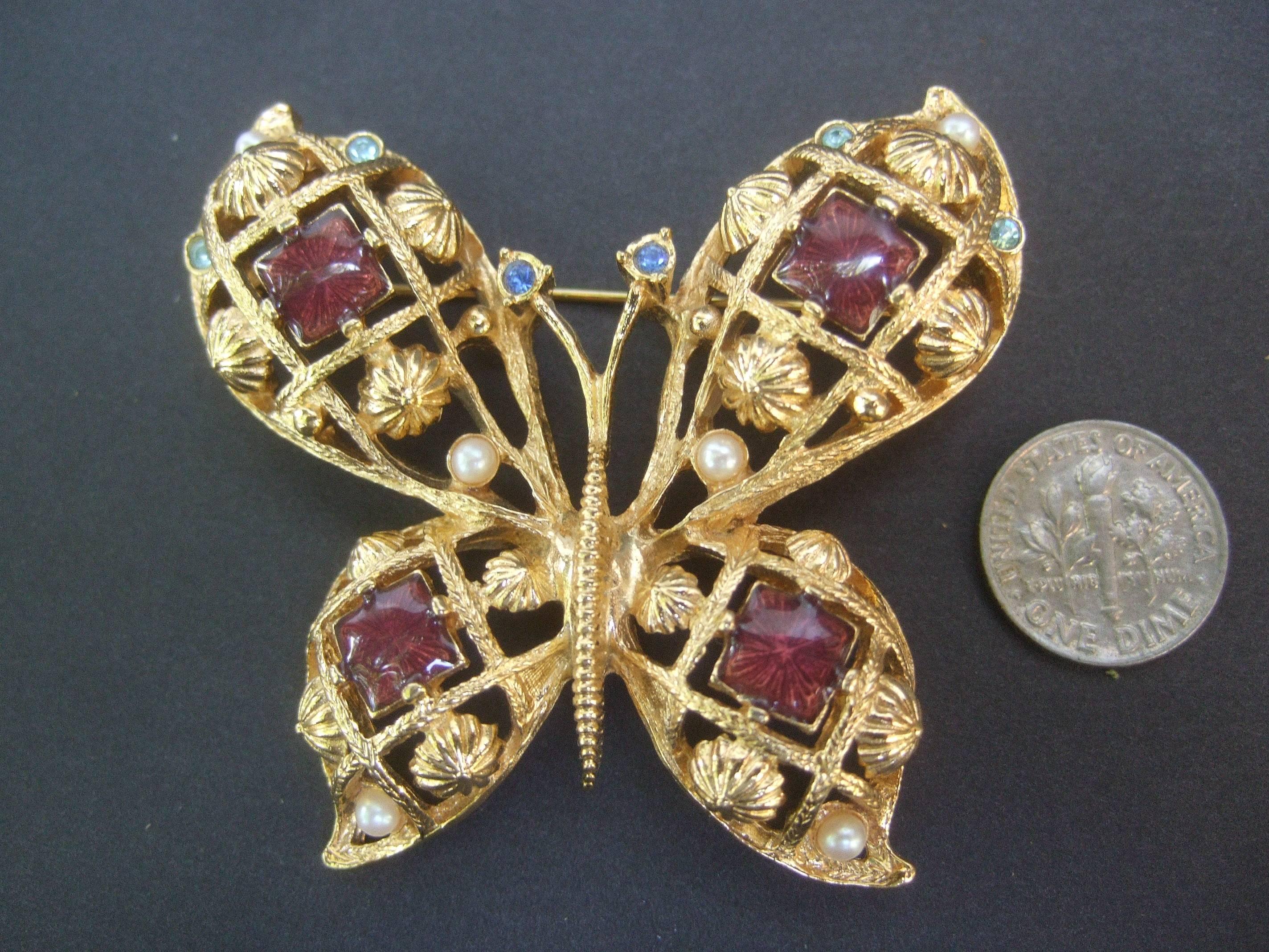 Pair of Jeweled Enamel Gilt Metal Butterfly Brooches circa 1980s For Sale 3