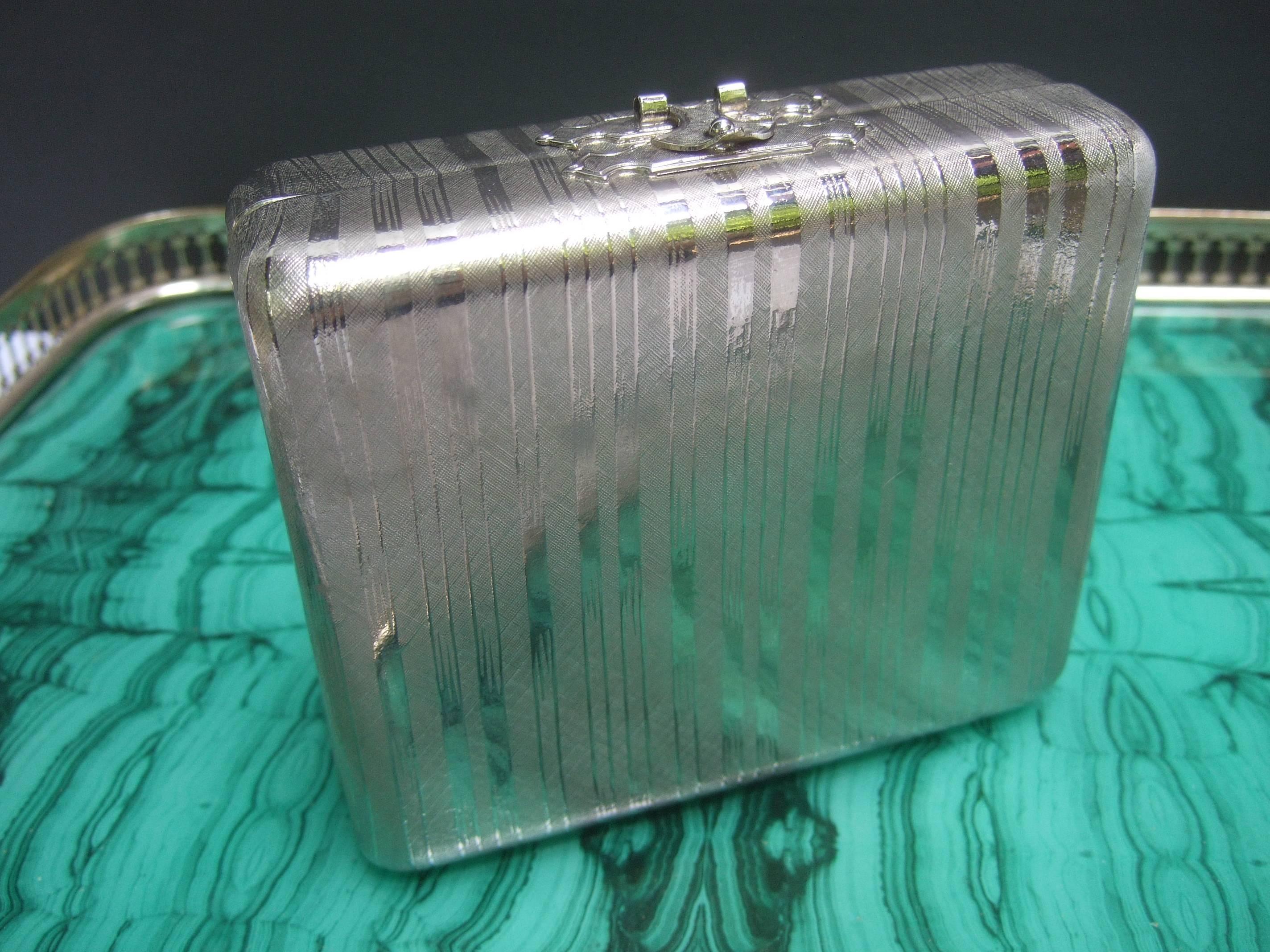 Saks Fifth Avenue Italian Silver Metal Minaudiere' Evening Bag c 1970s In Good Condition In University City, MO