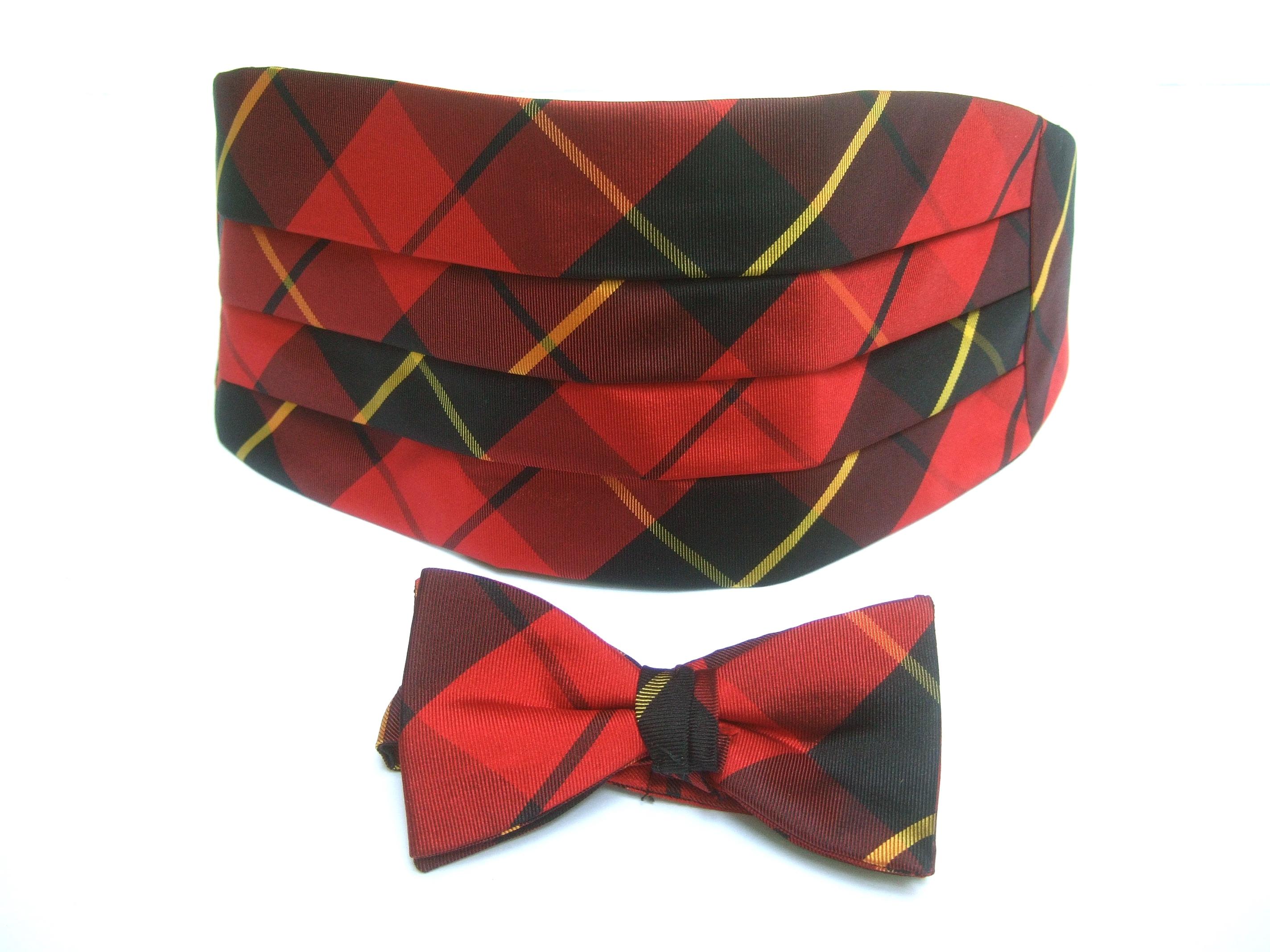 Burberry's Men's Red & Black Tartan Plaid Silk Cummerbund Bow Tie Set c 1980s  In Good Condition In University City, MO