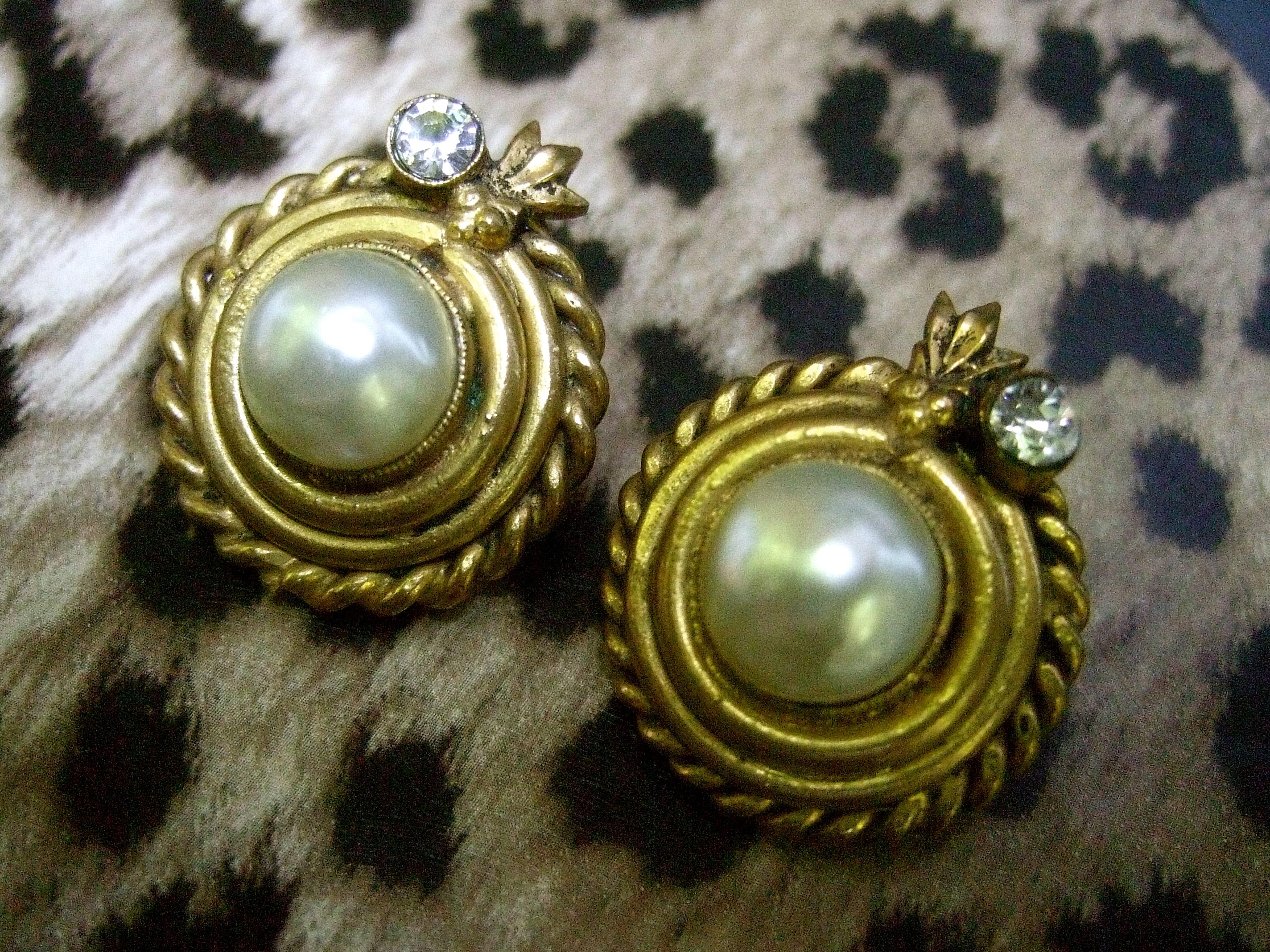 Chanel Glass Enamel Pearl Gilt Metal Clip On Earrings, circa 1980s In Good Condition In University City, MO