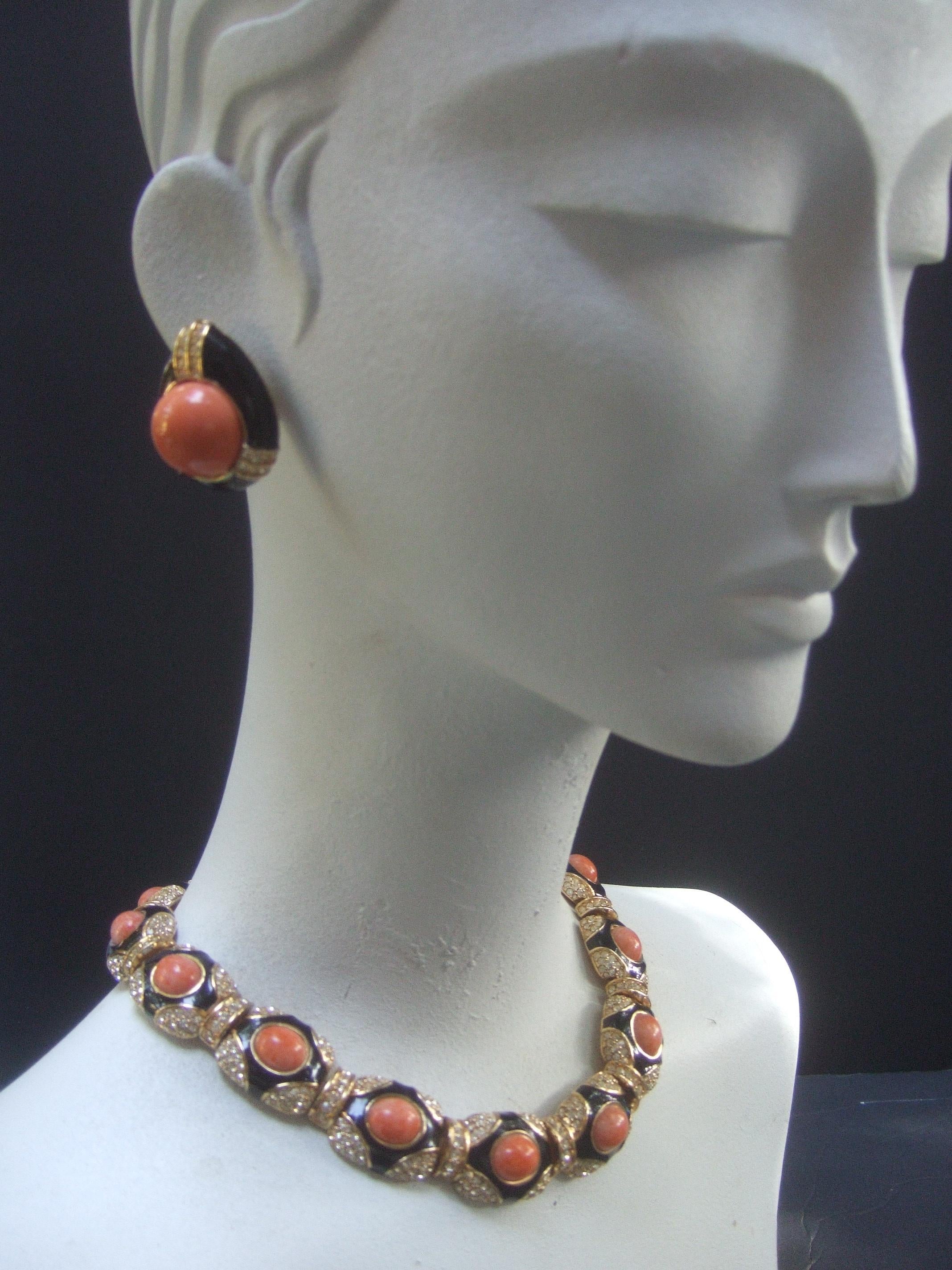 Ciner Coral Resin Jeweled Choker & Earring Ensemble circa 1980 For Sale 3