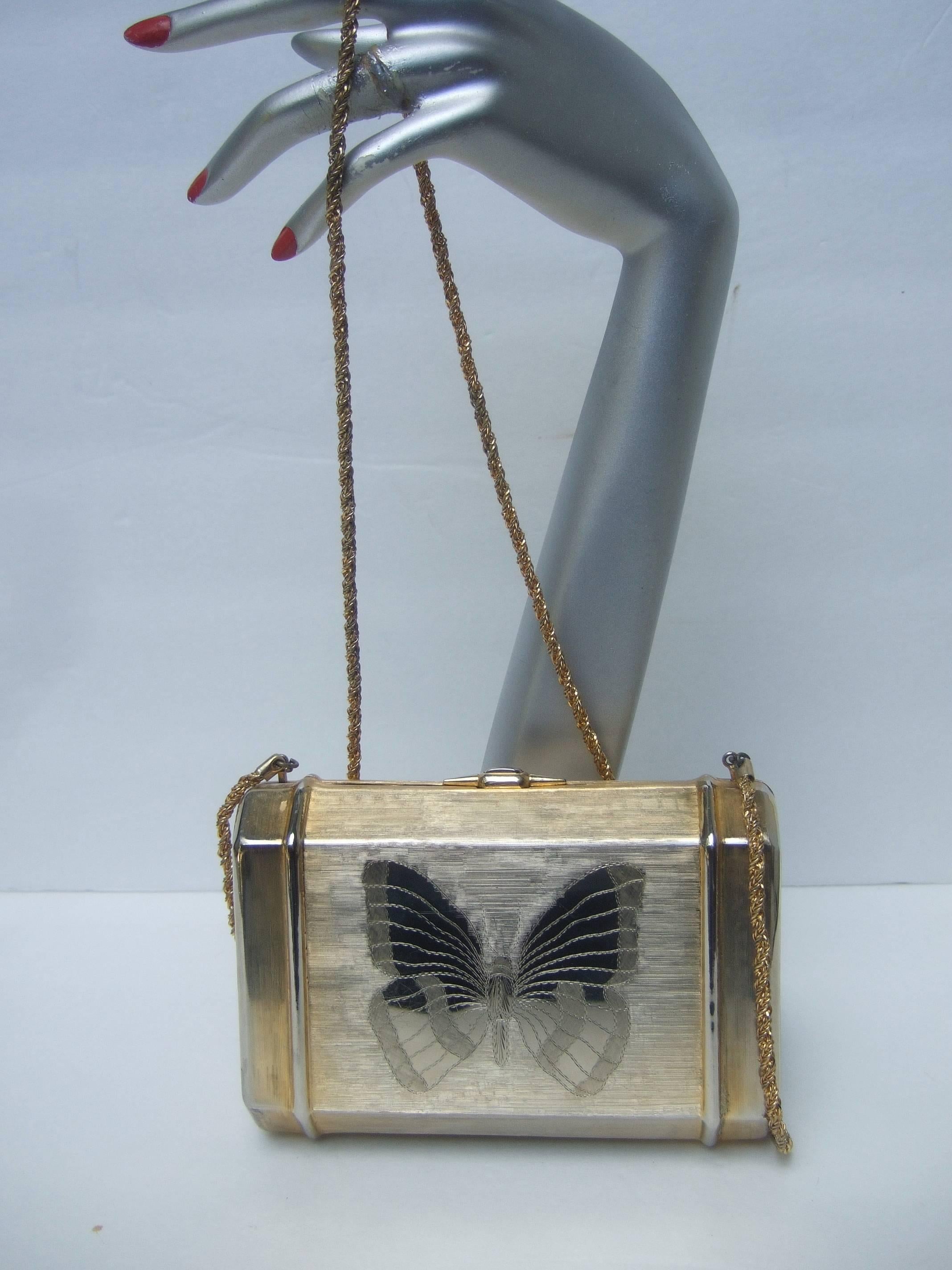 Saks Fifth Avenue Opulent Gilt Metal Butterfly Evening Bag c 1970s In Good Condition In University City, MO