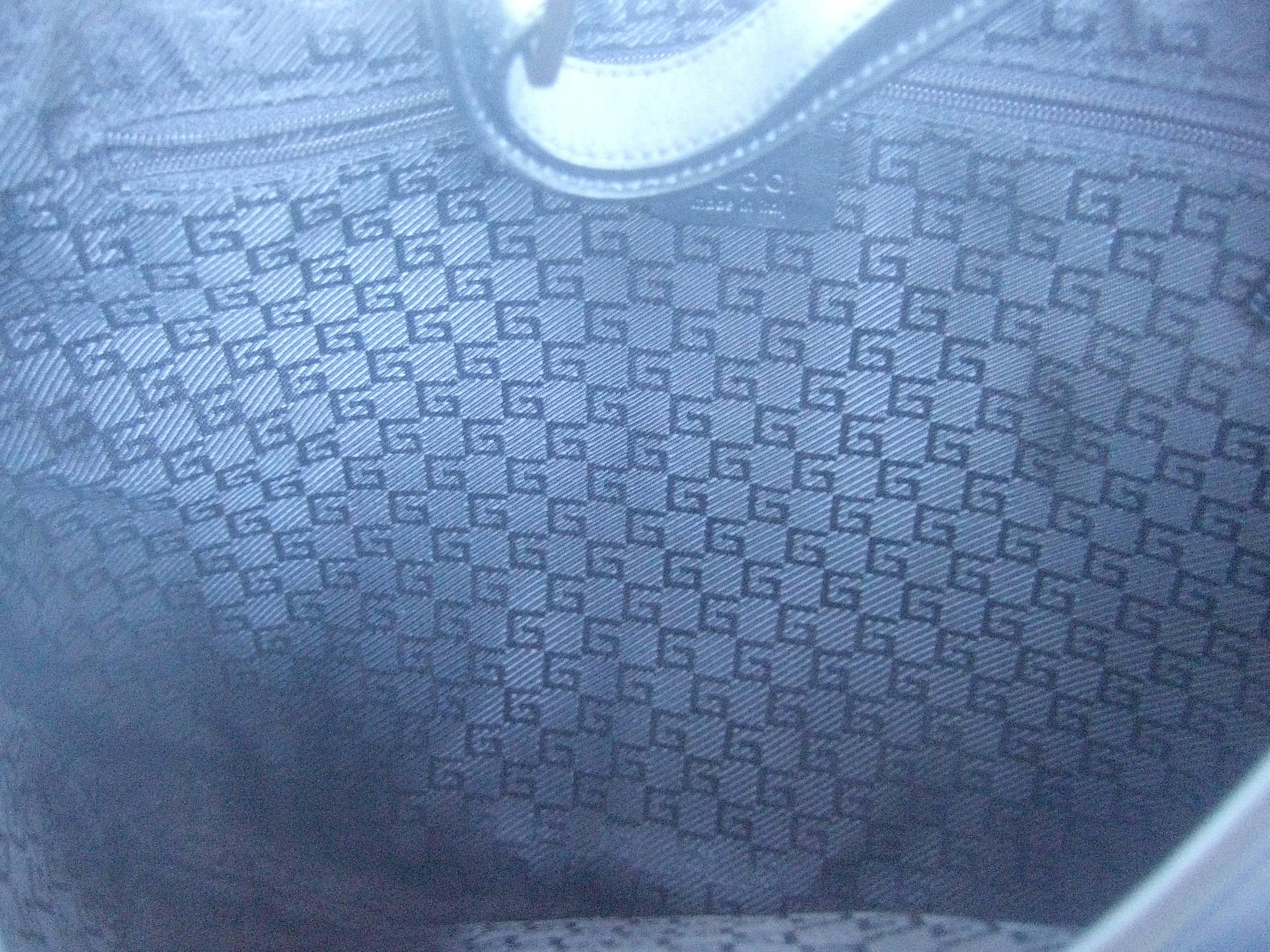 Gucci Italy Rare Ebony Leather Tiger Clasp Handbag 5