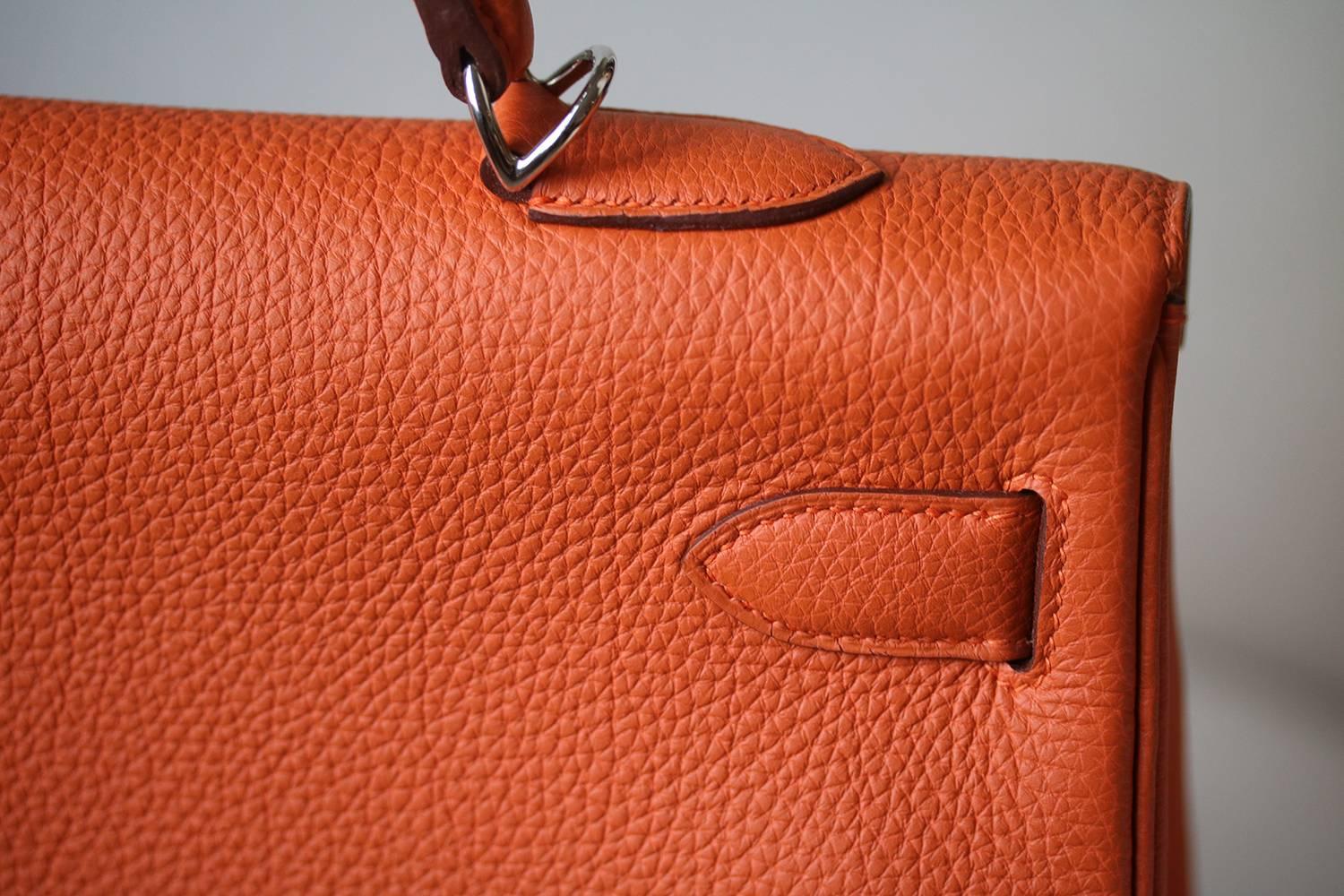 Hermès 40cm Orange With Palladium Hardware Kelly Bag In New Condition In London, GB