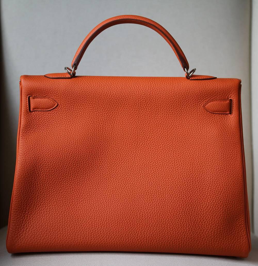 Red Hermès 40cm Orange With Palladium Hardware Kelly Bag