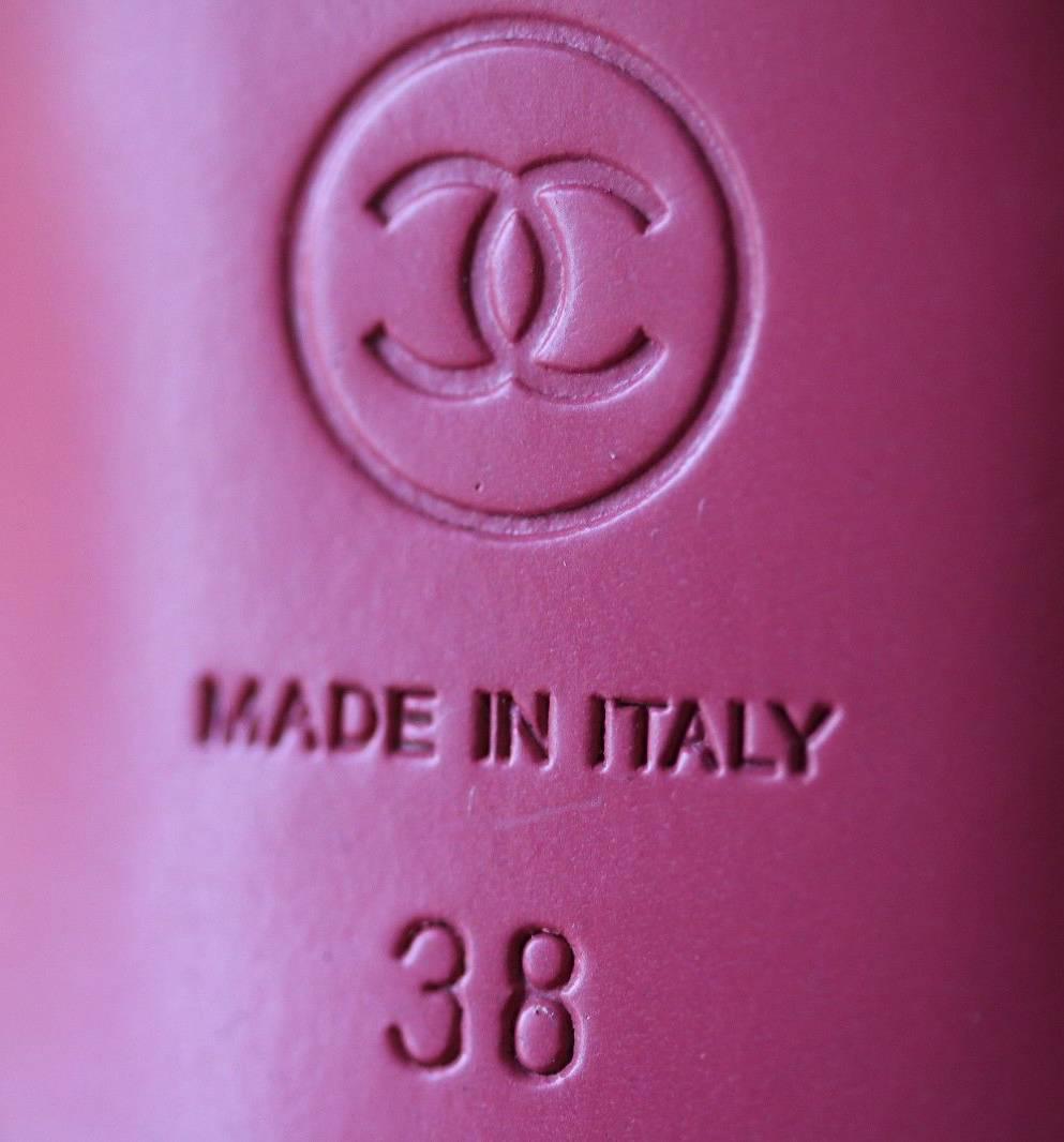 Women's or Men's Chanel Paris Cosmopolite Patchwork Pink High Boots Metiers D'Art 2016 / 17 