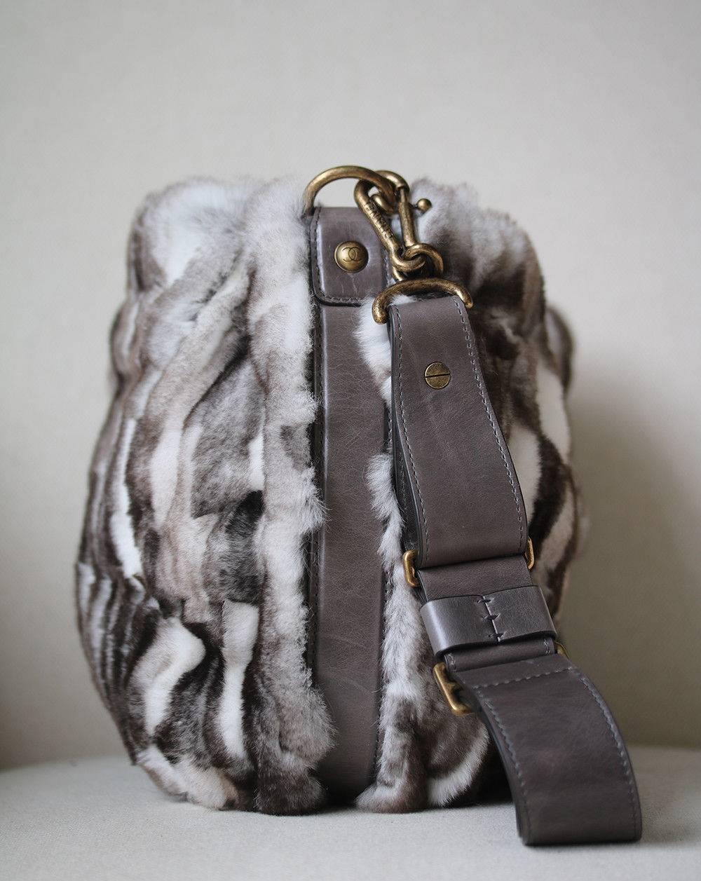 Women's or Men's Chanel Chinchilla Fur Chain Drawstring Shoulder Bag