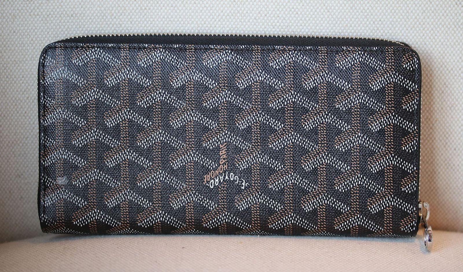 small zip around wallet