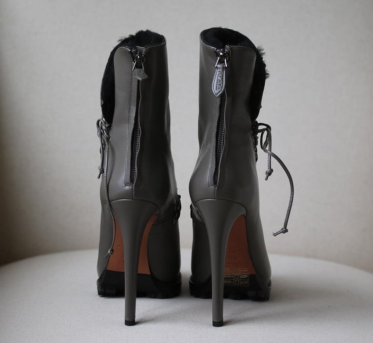 Azzedine Alaïa Shearling-Lined Lace-Up Leather Platform Ankle Boots For  Sale at 1stDibs