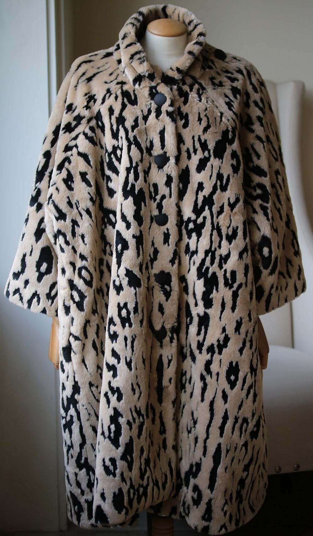With this oversized coat, Demna Gvasalia is referencing the elegant opera styles created by Cristóbal Balenciaga in the '50s and '60s. This animal-print piece is made from faux fur with bracelet-length sleeves and smooth matte buttons through the