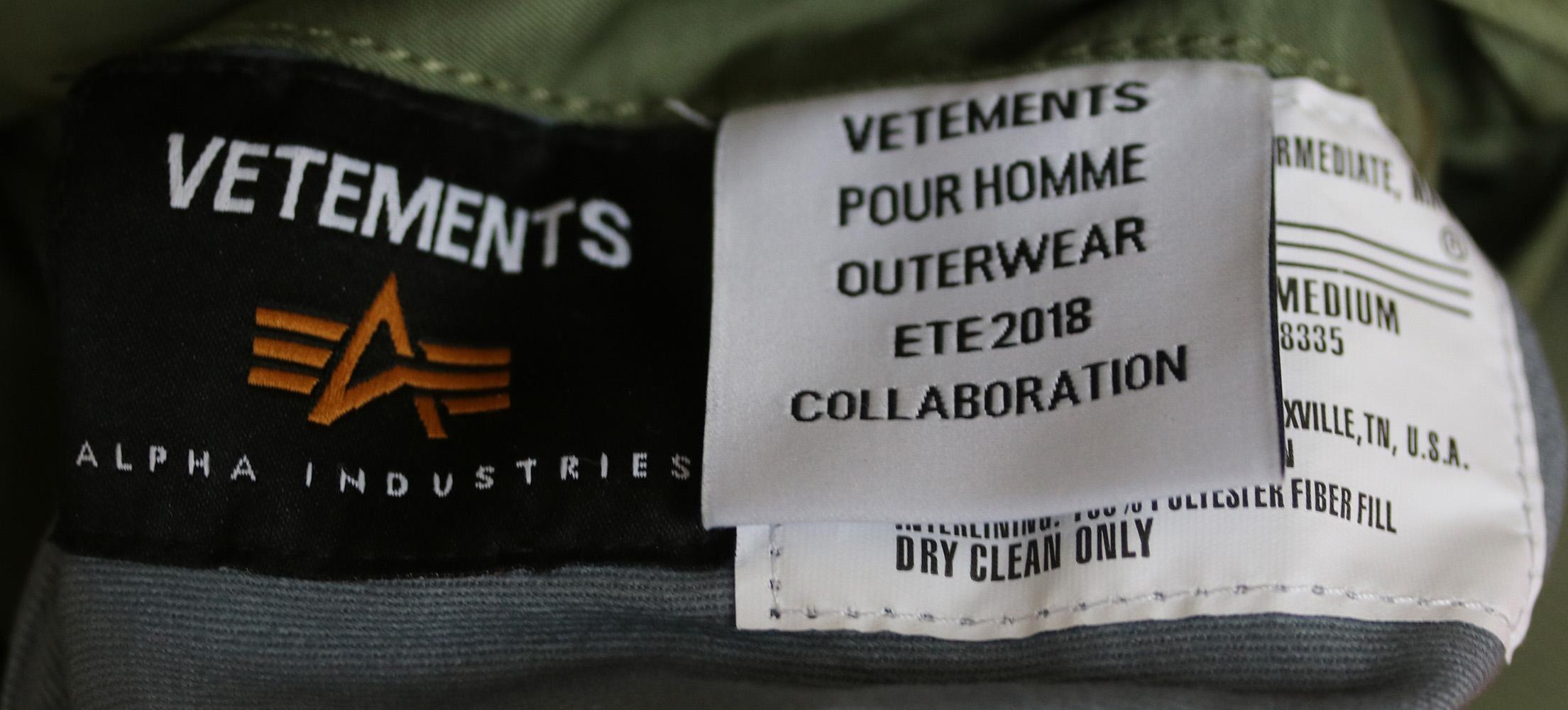 Vetements x Alpha Industries Wendbare Bomber Jacket  In Excellent Condition In London, GB