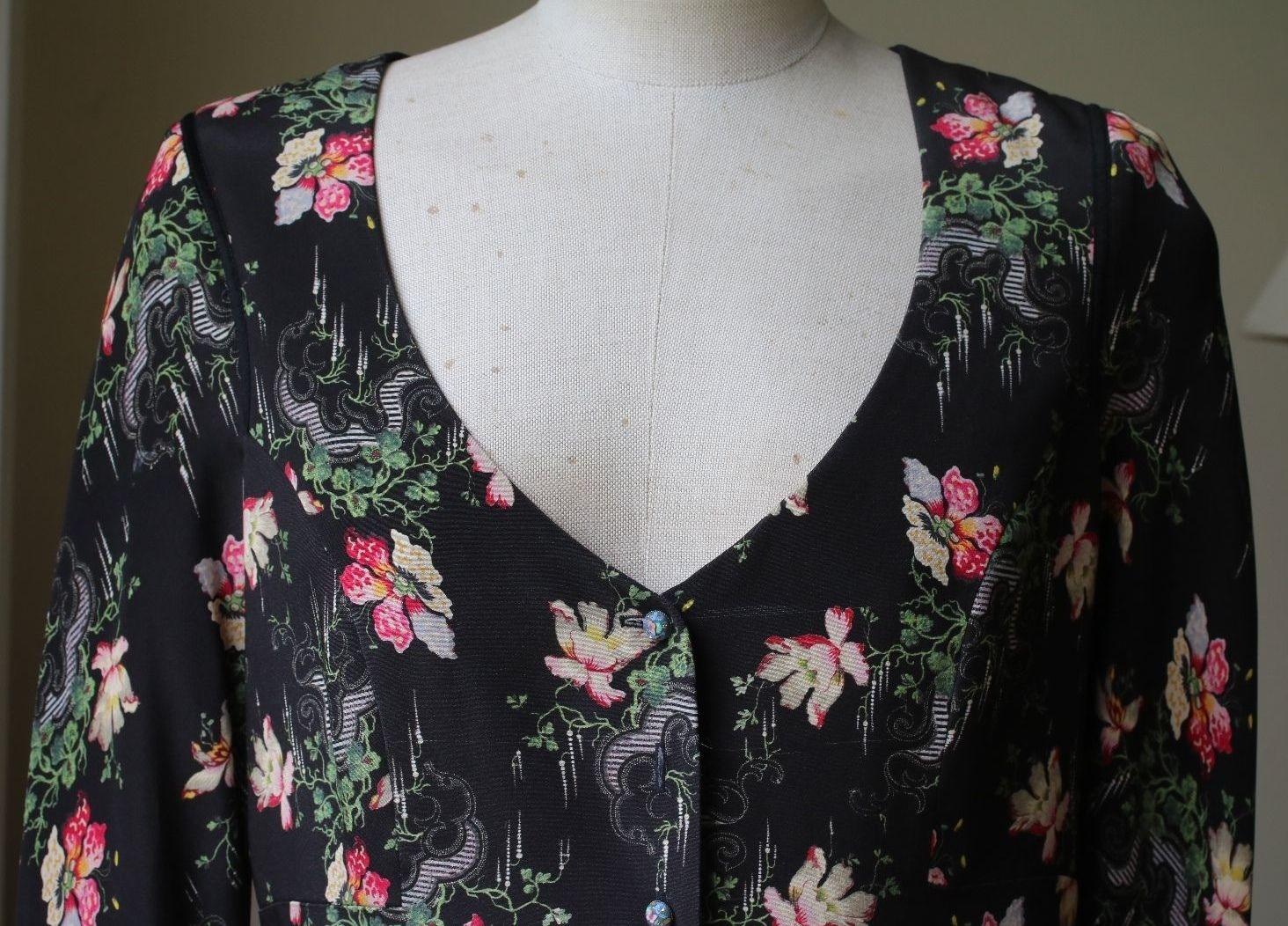 Black Vilshenko Evie Printed Silk Crepe-De-Chine Gown  For Sale