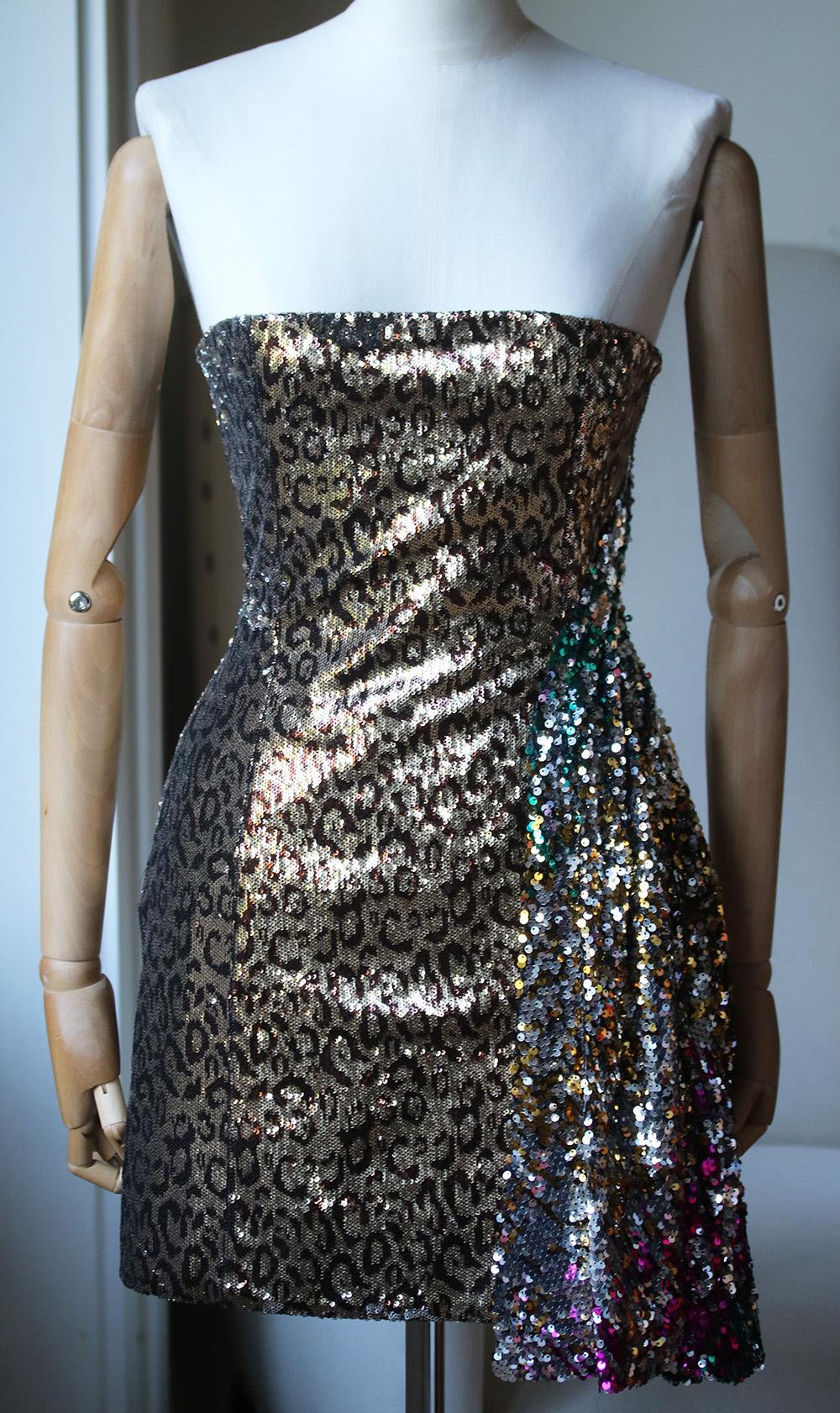 This Halpern Dress Has Made Us Want To Throw Every Other Party Dress We Own Out Of The Window, Because What's The Point? Look At It: Strapless, Leopard Print, Sequinned, Rainbow-Coloured. 100% Polyester.

Size: FR 36 (UK 8, US 4, IT 40)

Condition: