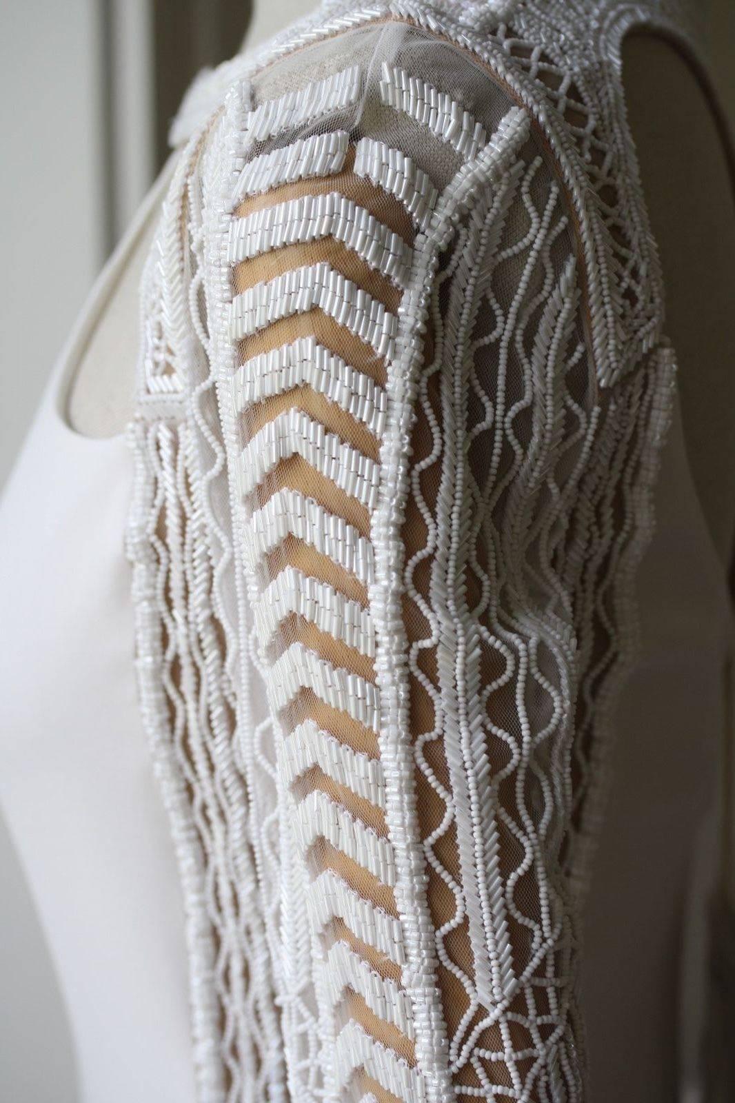 Gris Emilio Pucci - Robe ivoire ornée de perles