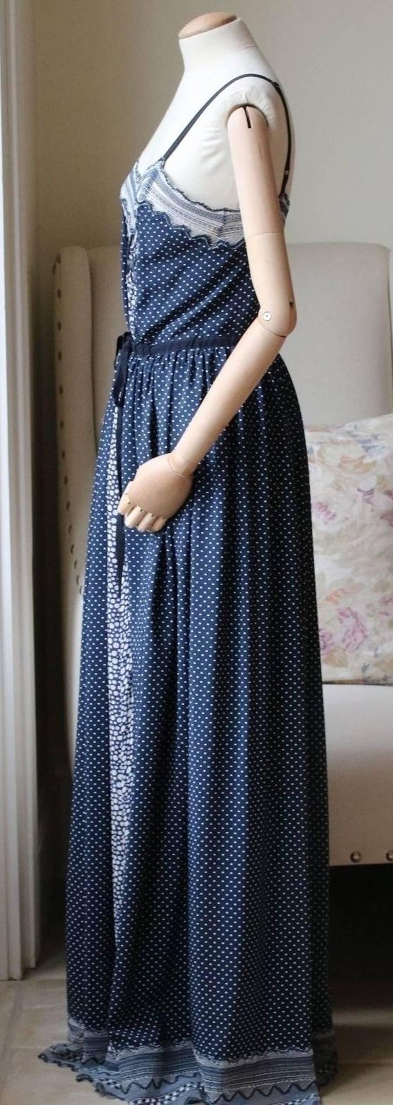 Women's or Men's Chloé Lace-Trimmed Printed Cotton Blend Crepe de Chine Maxi Dress For Sale