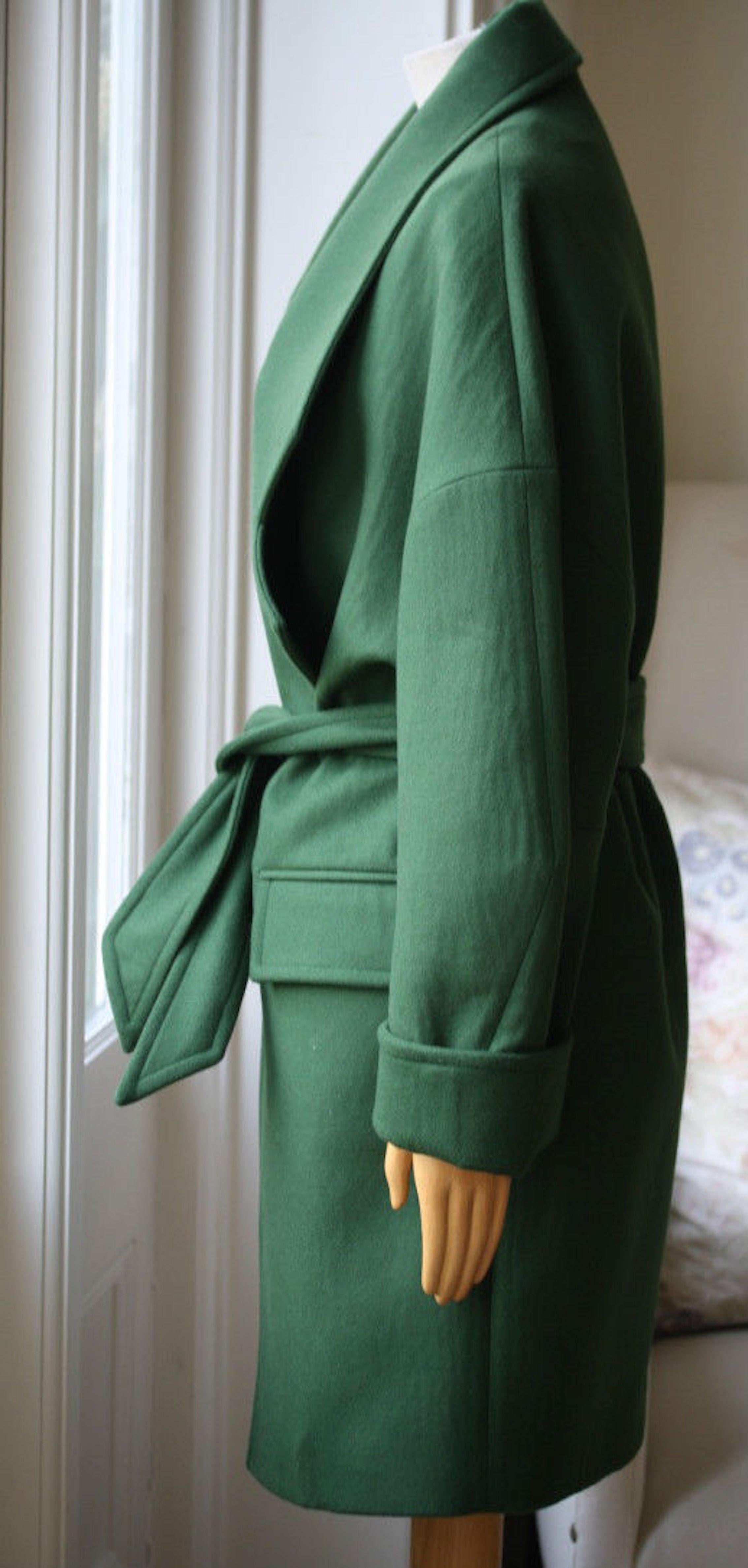 Balmain Green Wool Coat  In Excellent Condition In London, GB