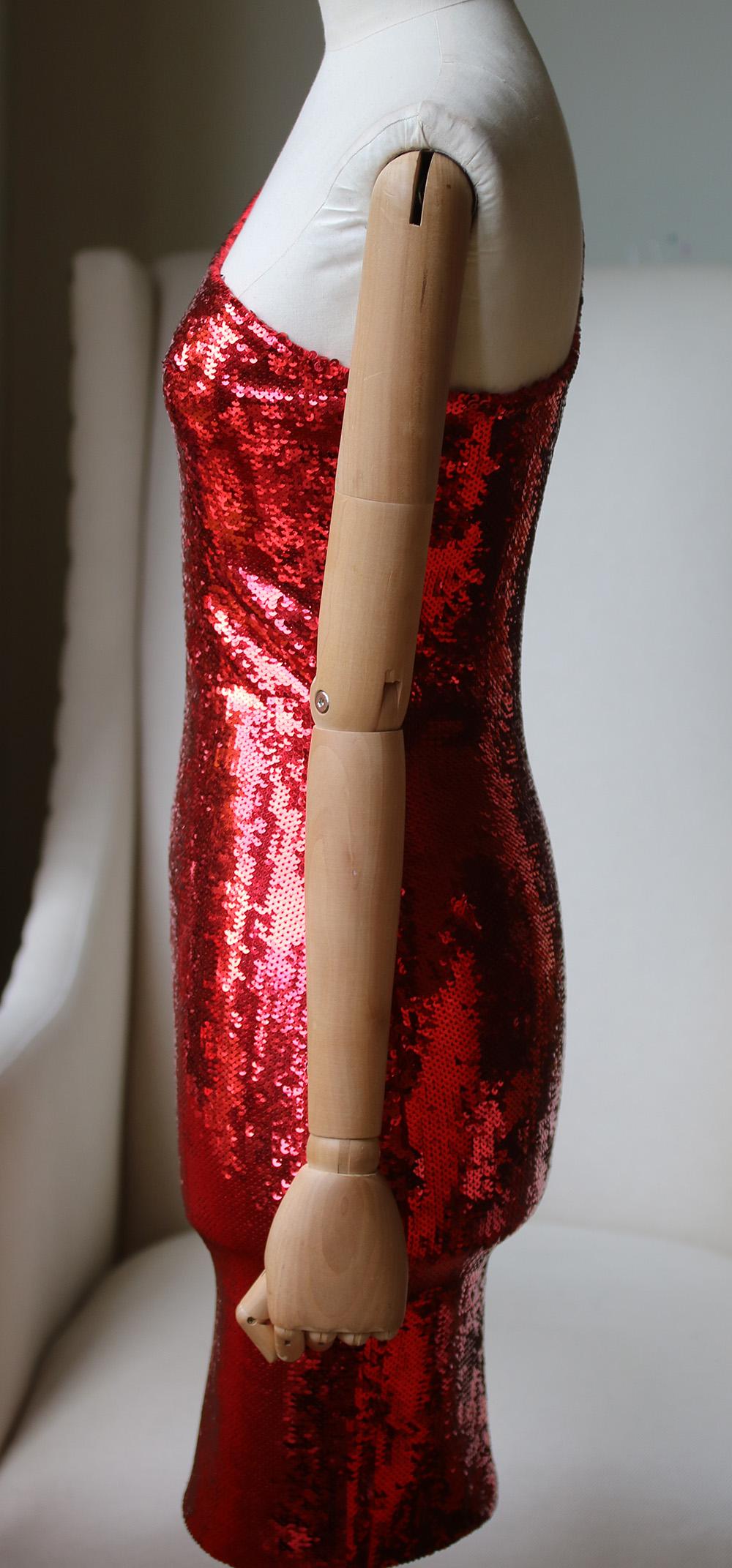 red sequin tube dress
