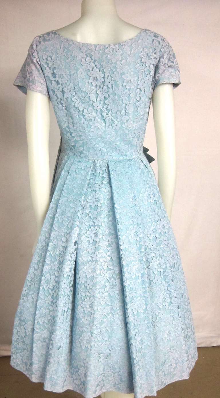 Women's 1950s Blue Lace w Hint of Pink Party Wedding Dress Big Bow For Sale