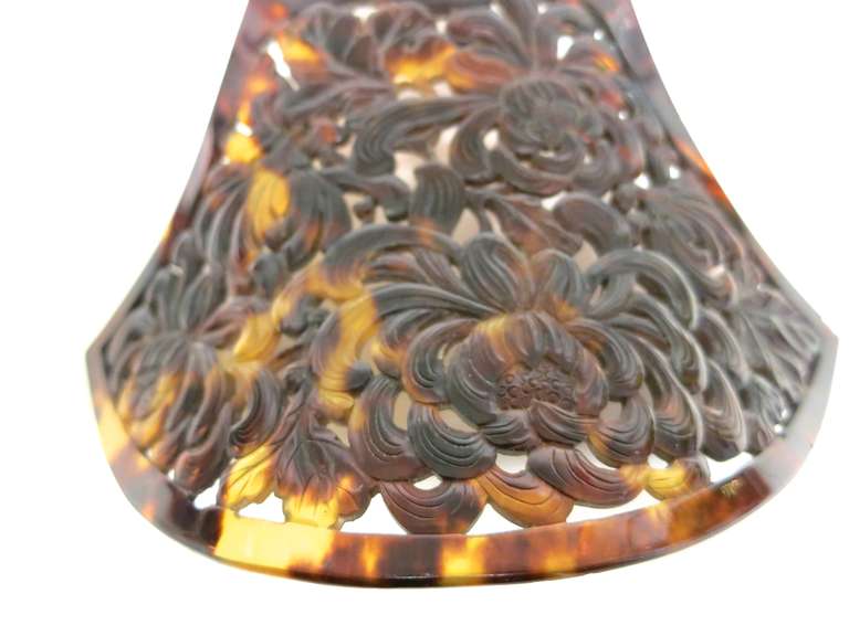 Gorgeous Antique Tortoise  Like Ornate mantilla Decorative Hair Comb. Very Large Very Beautiful. 
7.5
