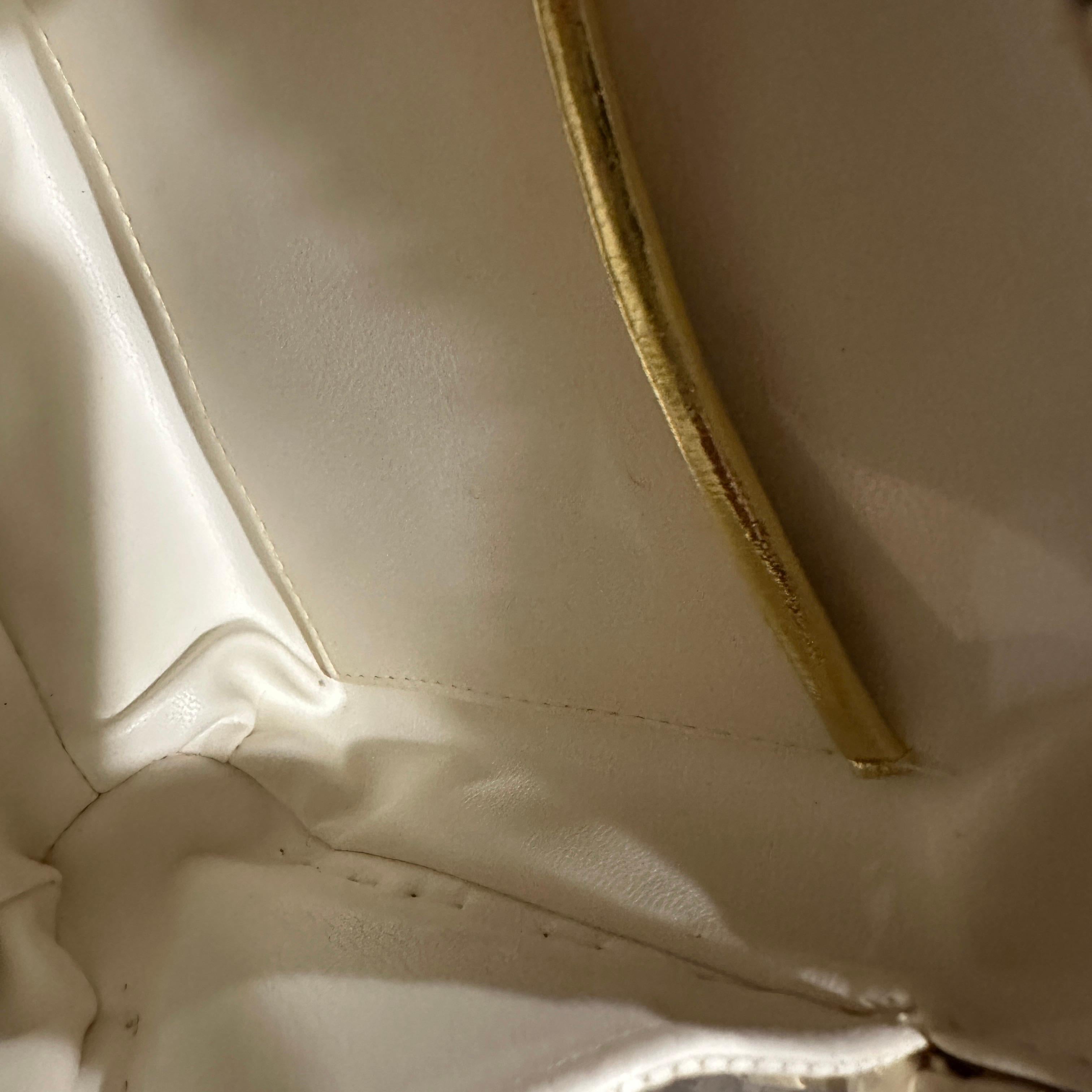 Un'elegante borsa da sera italiana quadrata in vimini e ottone degli anni '60 in vendita 8