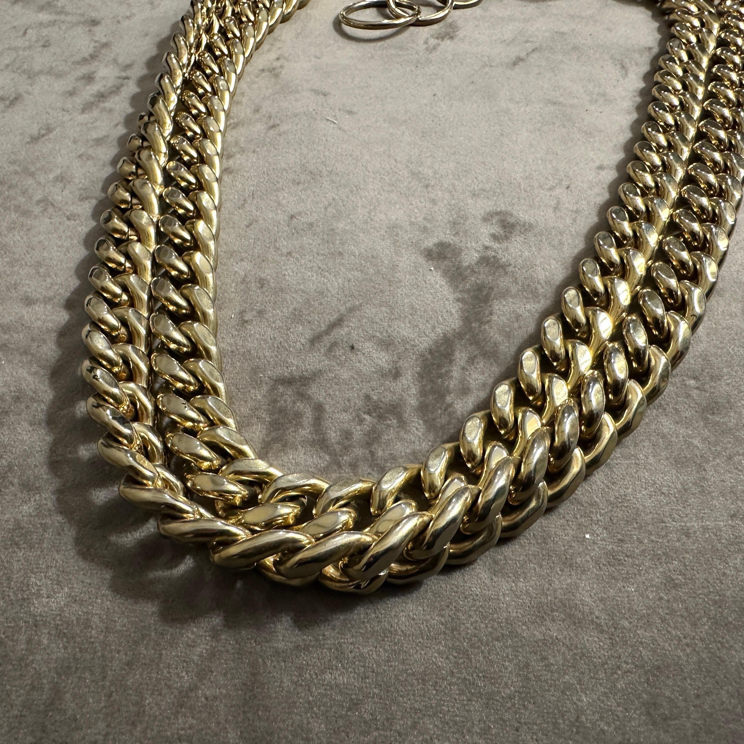 Marrone Una splendida collana a catena o cintura in ottone degli anni '80 di Genny in vendita