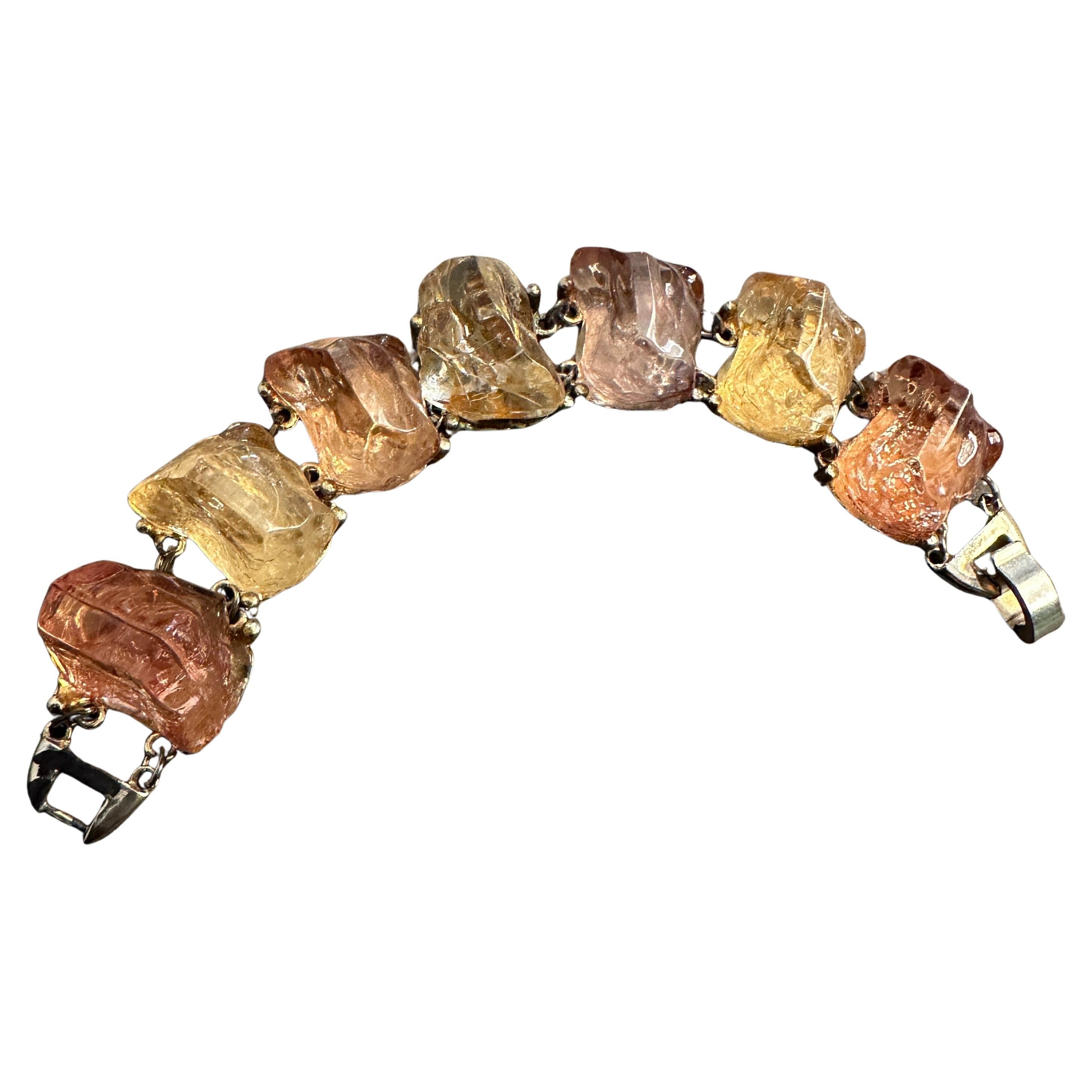 Bracciale italiano anni '70 con pietre di quarzo sintetico dalle tonalità calde in vendita