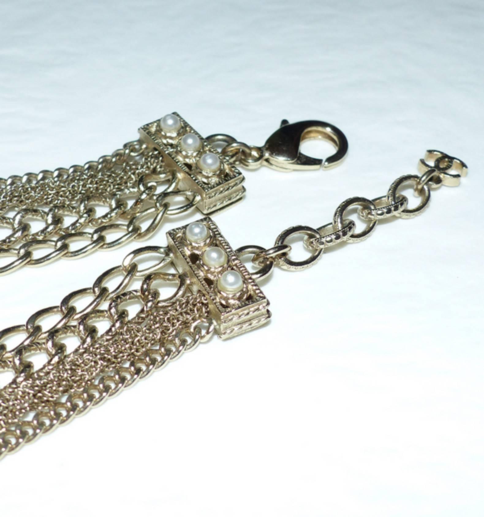 Stunning Chanel Long Multi Chains Necklace Pearls and Cc Logo  6