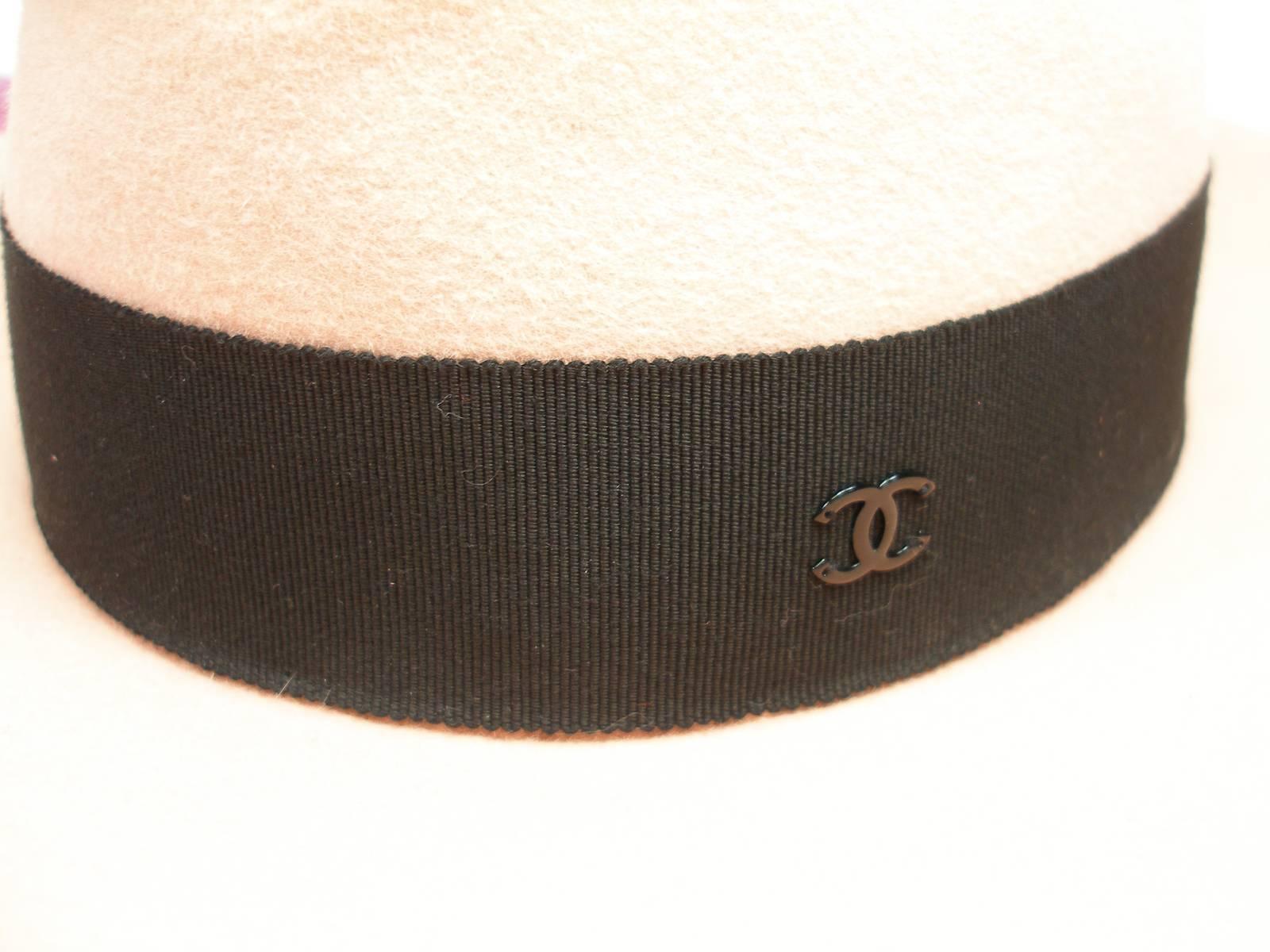 Beige Rare Chanel CC Logo Rabbit Felt Hat and Feather Size M  / Like New  For Sale