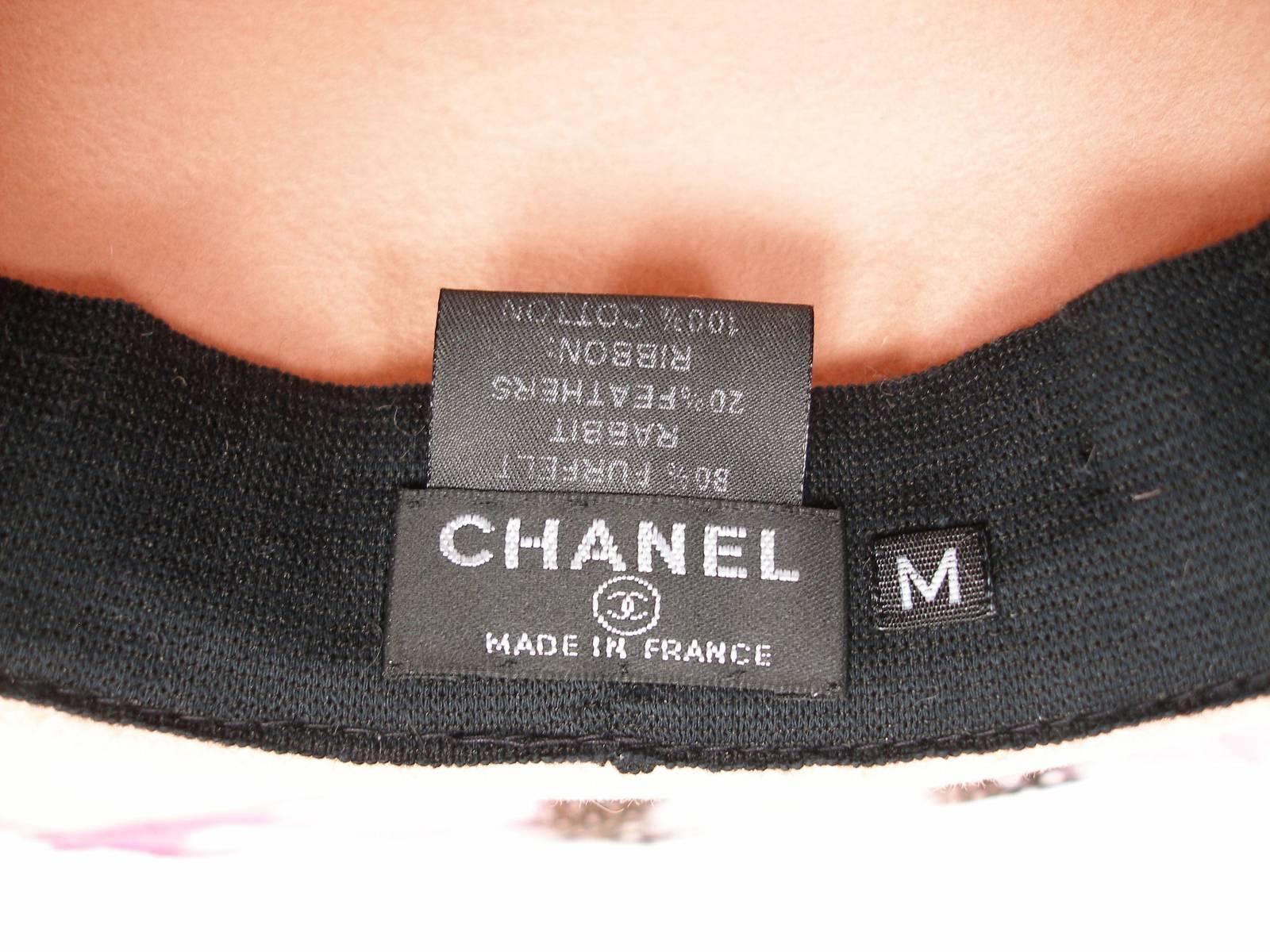 Rare Chanel CC Logo Rabbit Felt Hat and Feather Size M  / Like New  im Angebot 3