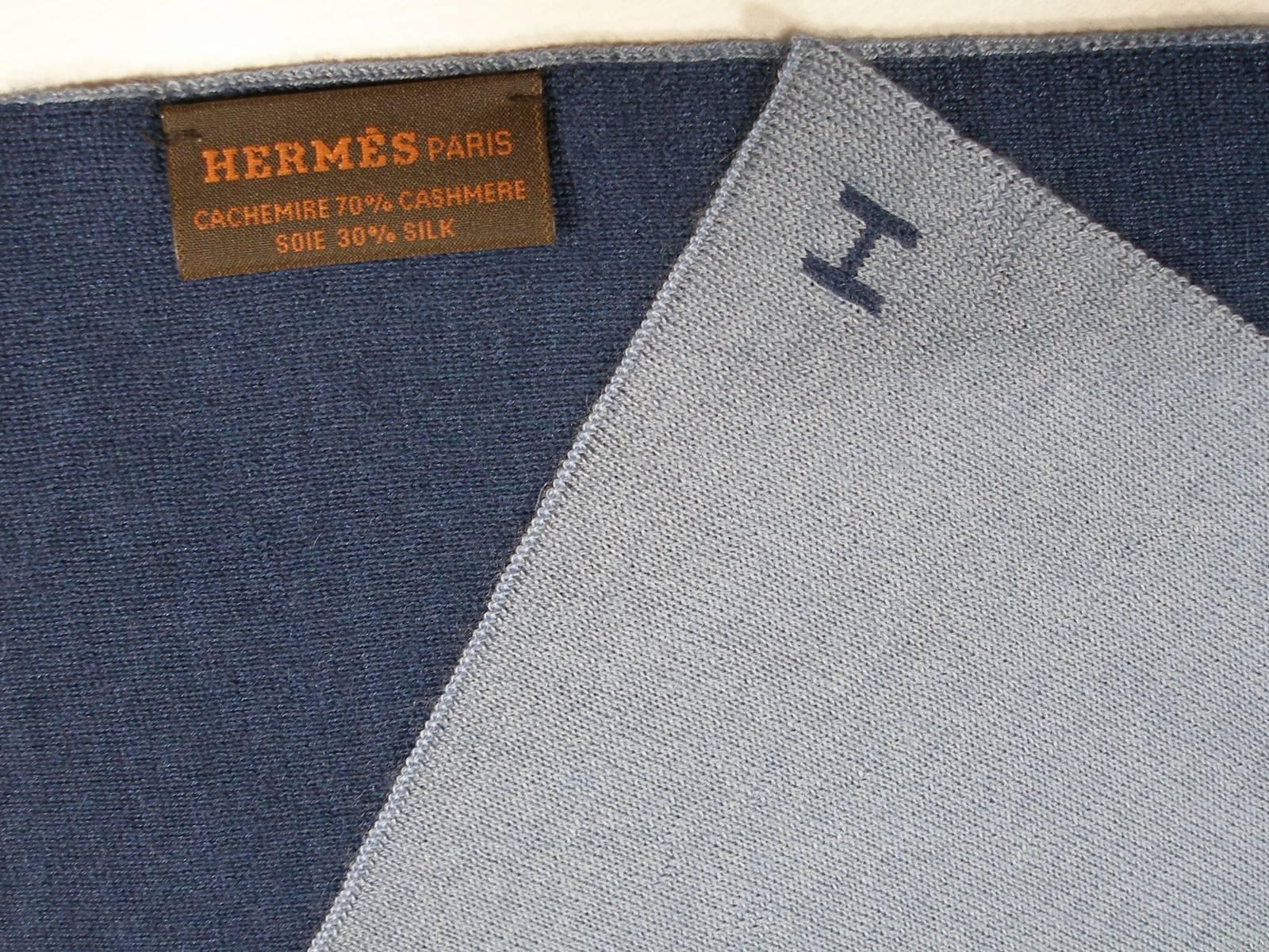 Brand New Hermès Scarf Aller / Retour For Men Cashmere and Silk Bleu Gris /Océan In New Condition In VERGT, FR
