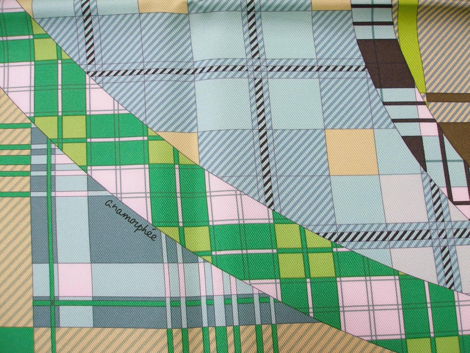 Women's Hermès Ex Libris à Carreaux Scarf Silk Twill 90 cm Edition 2014  / Brand New For Sale