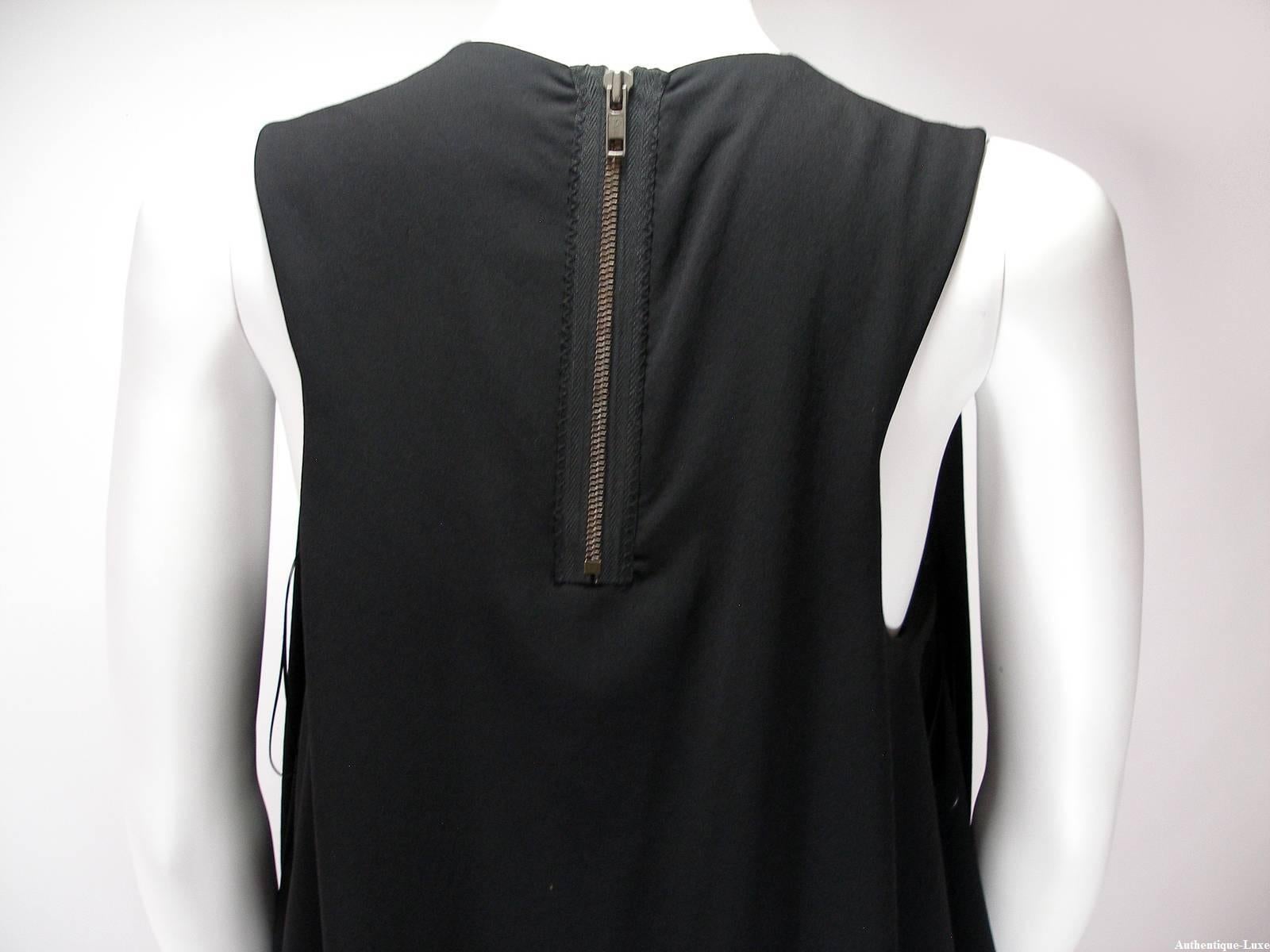 Givenchy Black Polyester Mini Dress 38 French Size / Excellente Condition For Sale 8