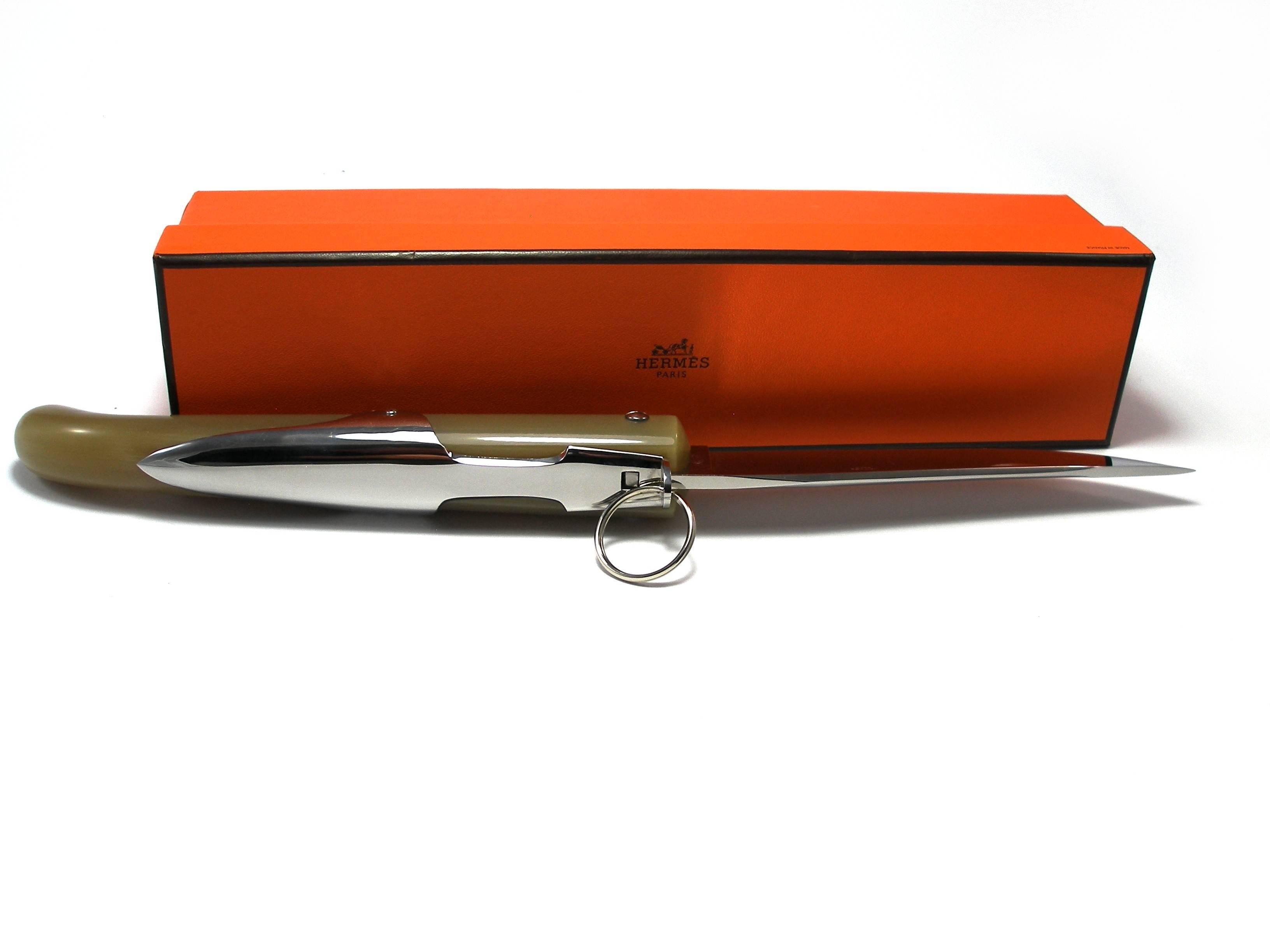 Noir Couteau pliant en corne de buffle Hermès fabriqué par Jacques Mongin, grande taille (19 cm)