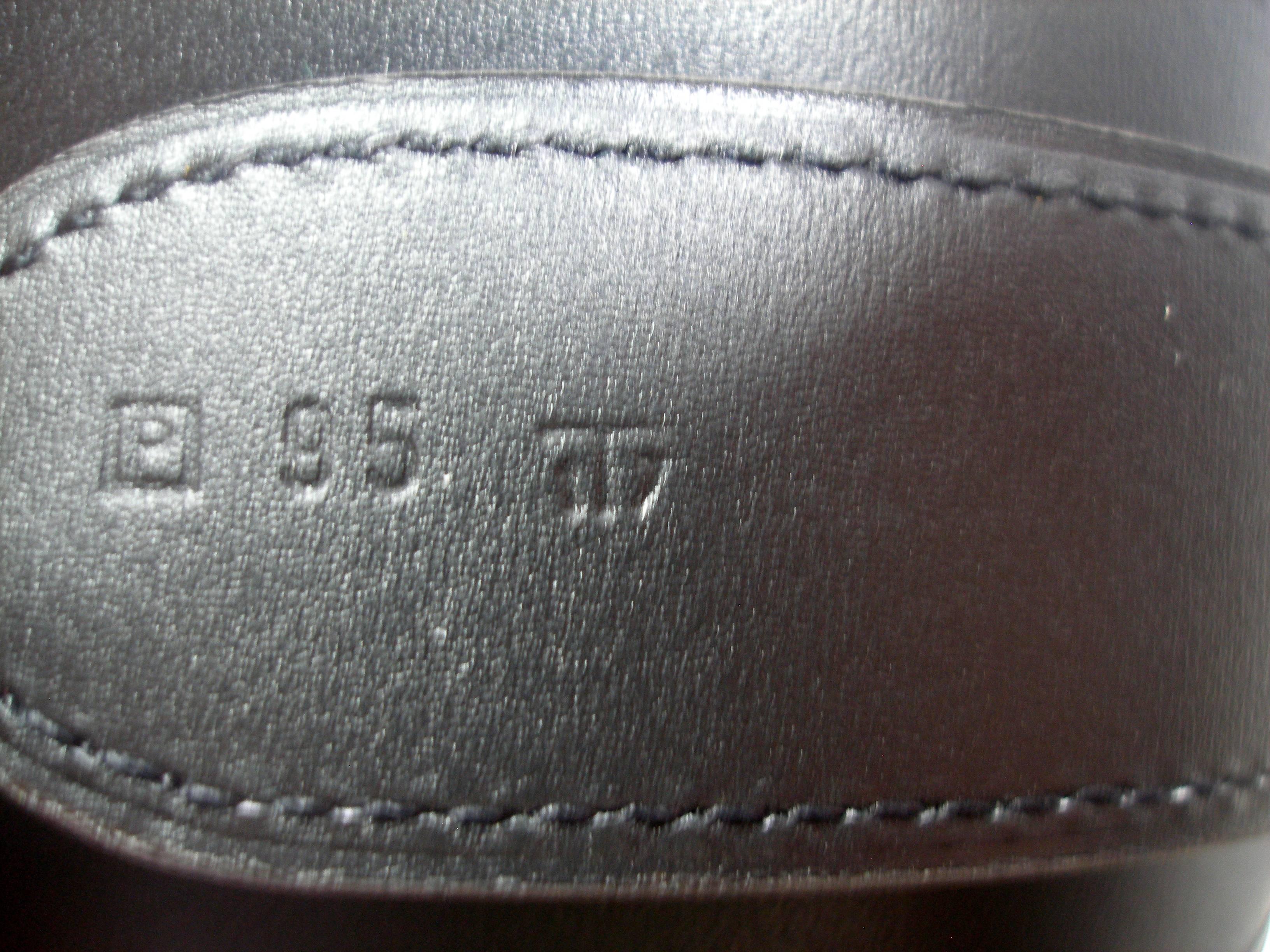 Black Hermès Piano Belt black box leather / Brand New For Sale