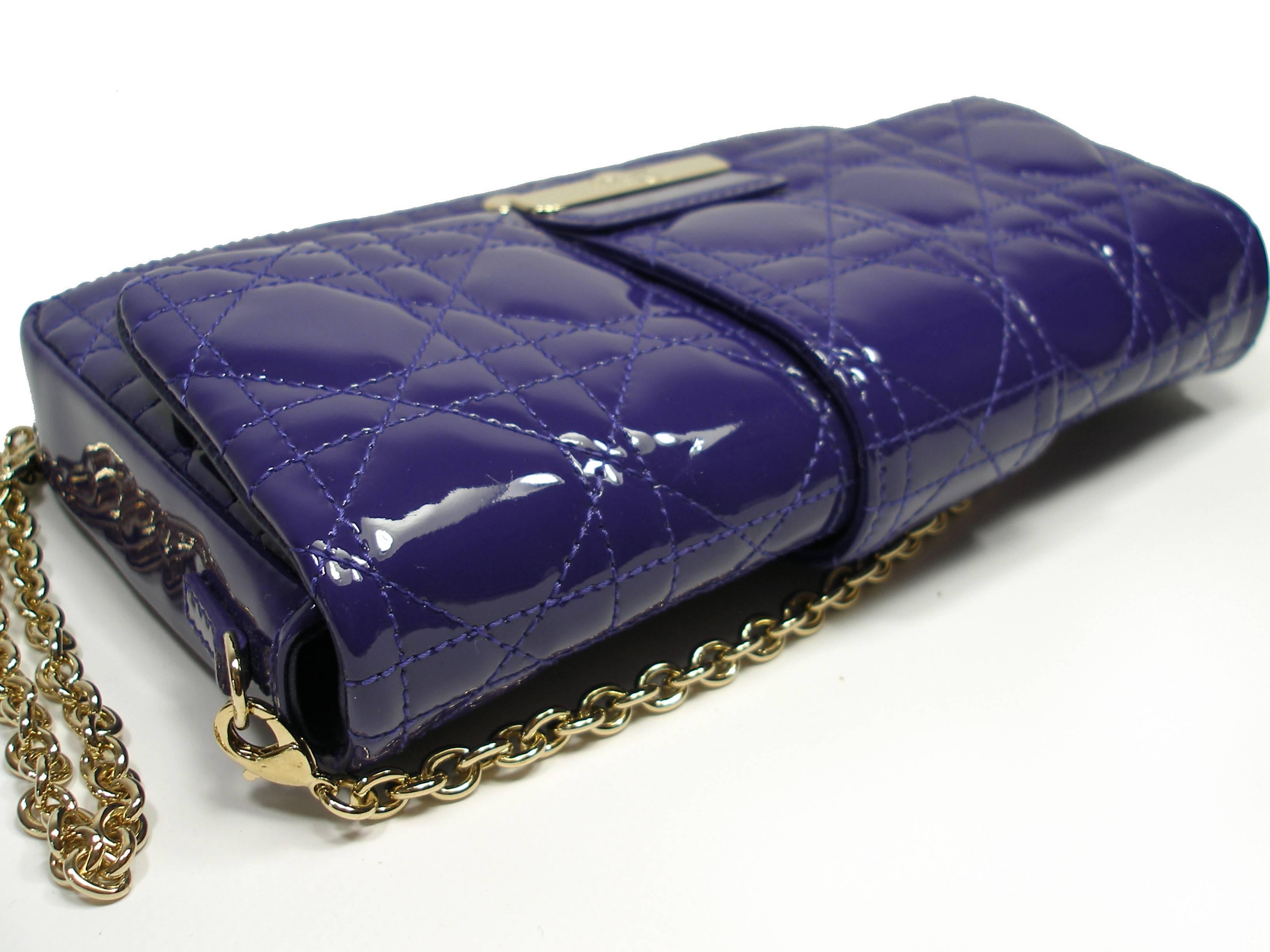 DIOR NEW LOCK Pouch in Violet patent leather and gold Hadware / BRAND NEW  3