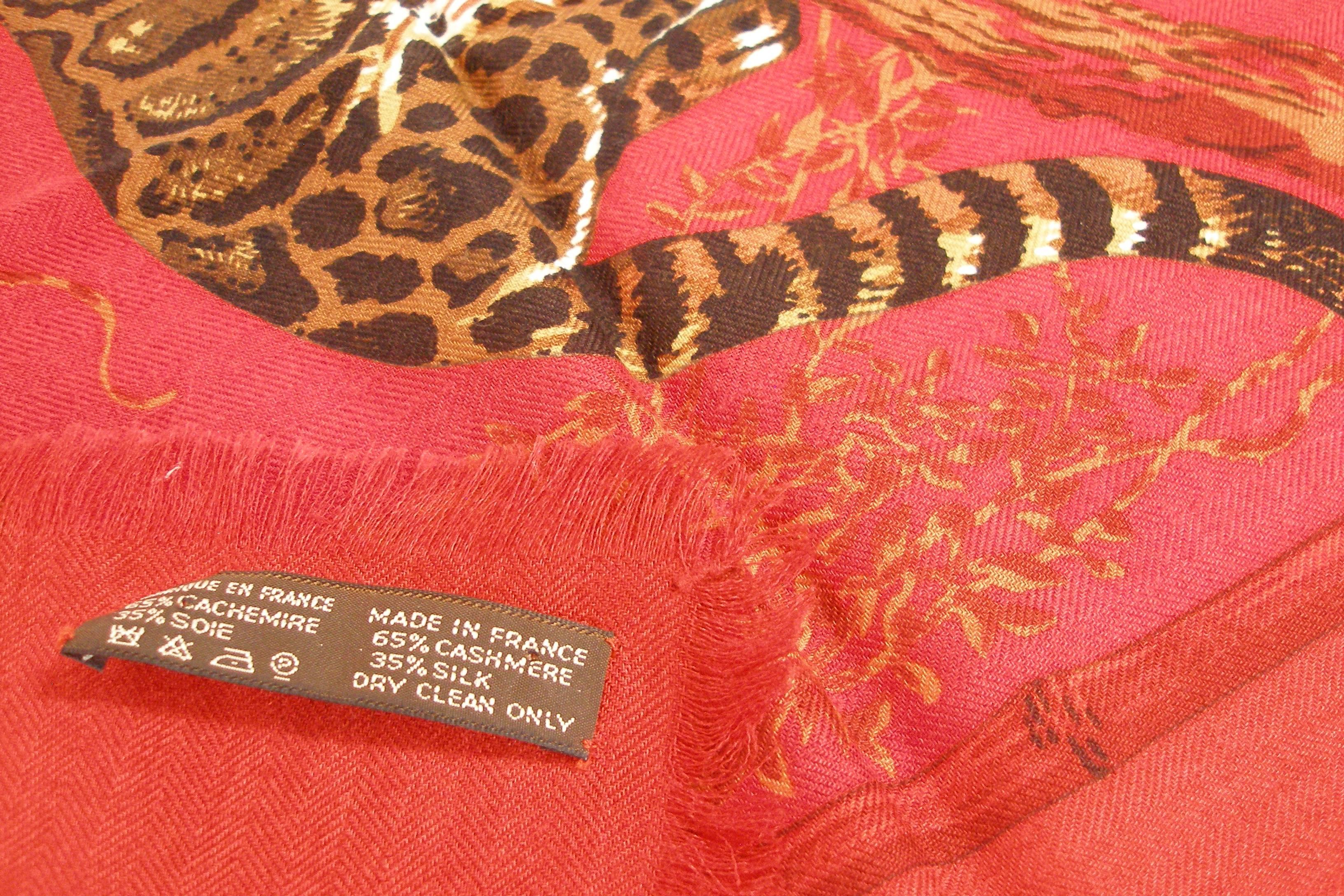 Hermès Tendresse Féline cashmere silk 90 cm fringes edges / BRAND NEW 2