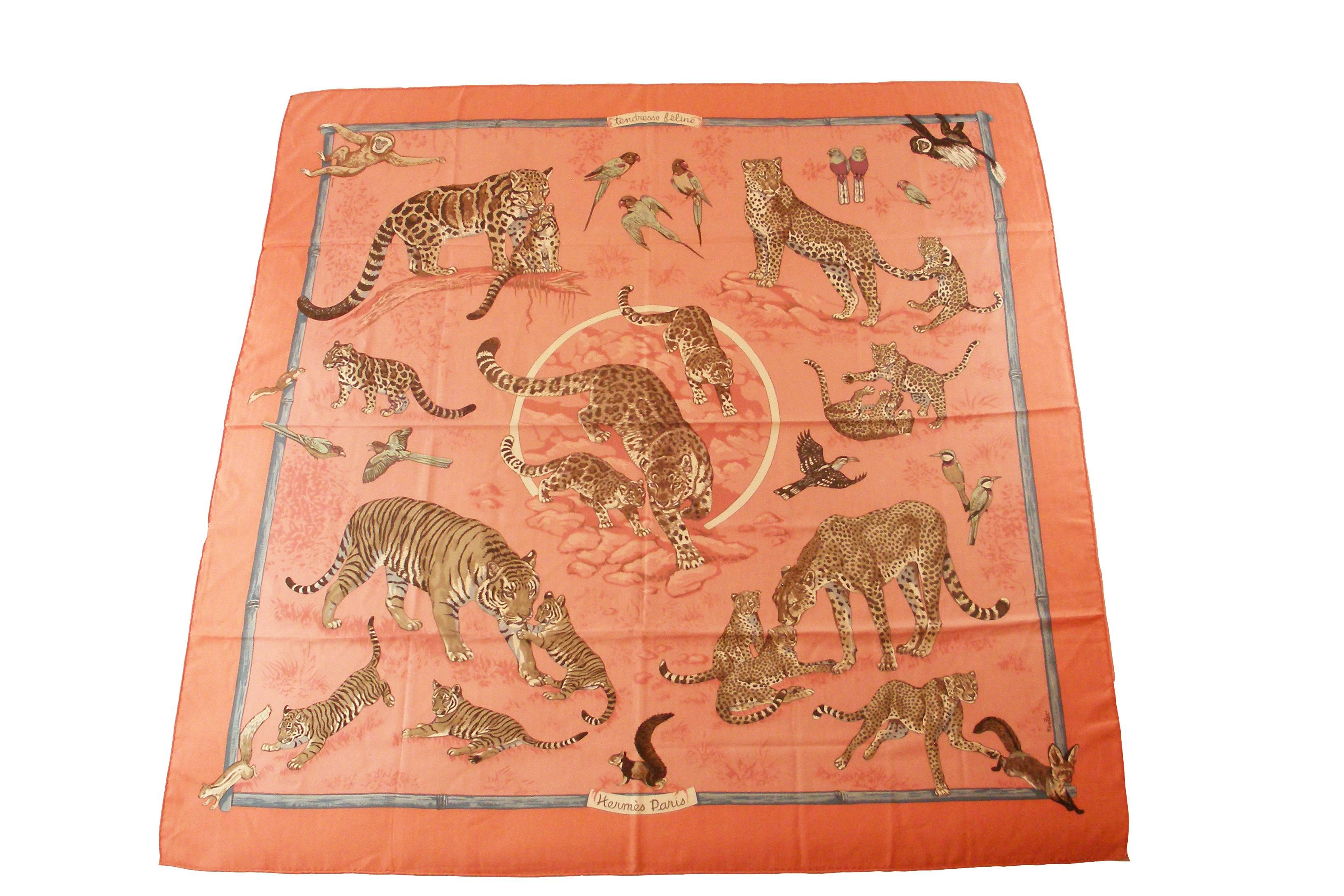 Impossible to find in Hermès shop 
HERMÈS Cashmere Silk Tendresse Féline140  
The exceptional quality and incredible beauty of this Hermes scarf makes it a fabulous fashion accessory.
Size : 140 x 140 cm or 55 x 55 inches
Color : rose buvard 
Its