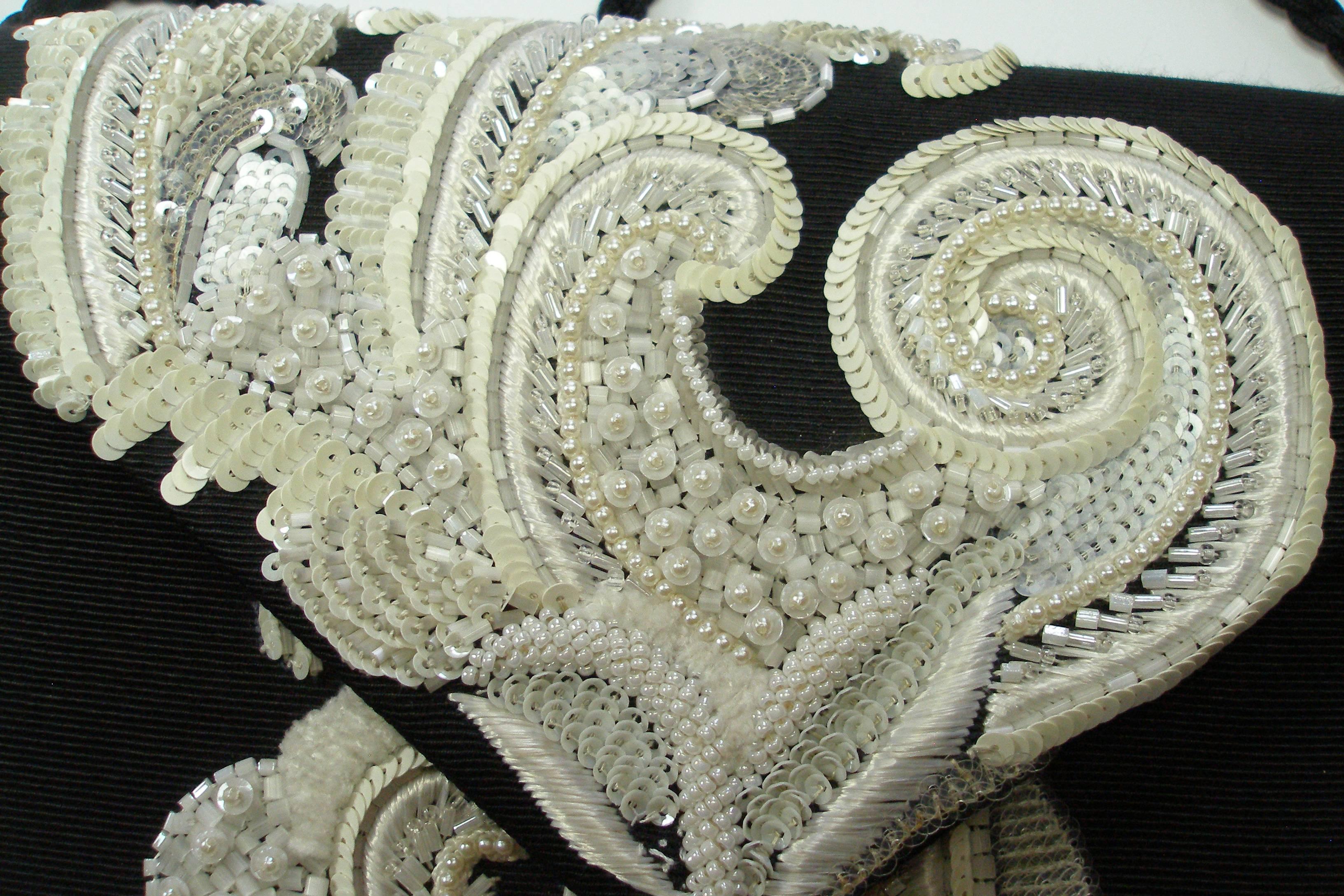 WONDERFULL Vintage Dior Couture Pearls and Sequins Black and White Evening Bag  5
