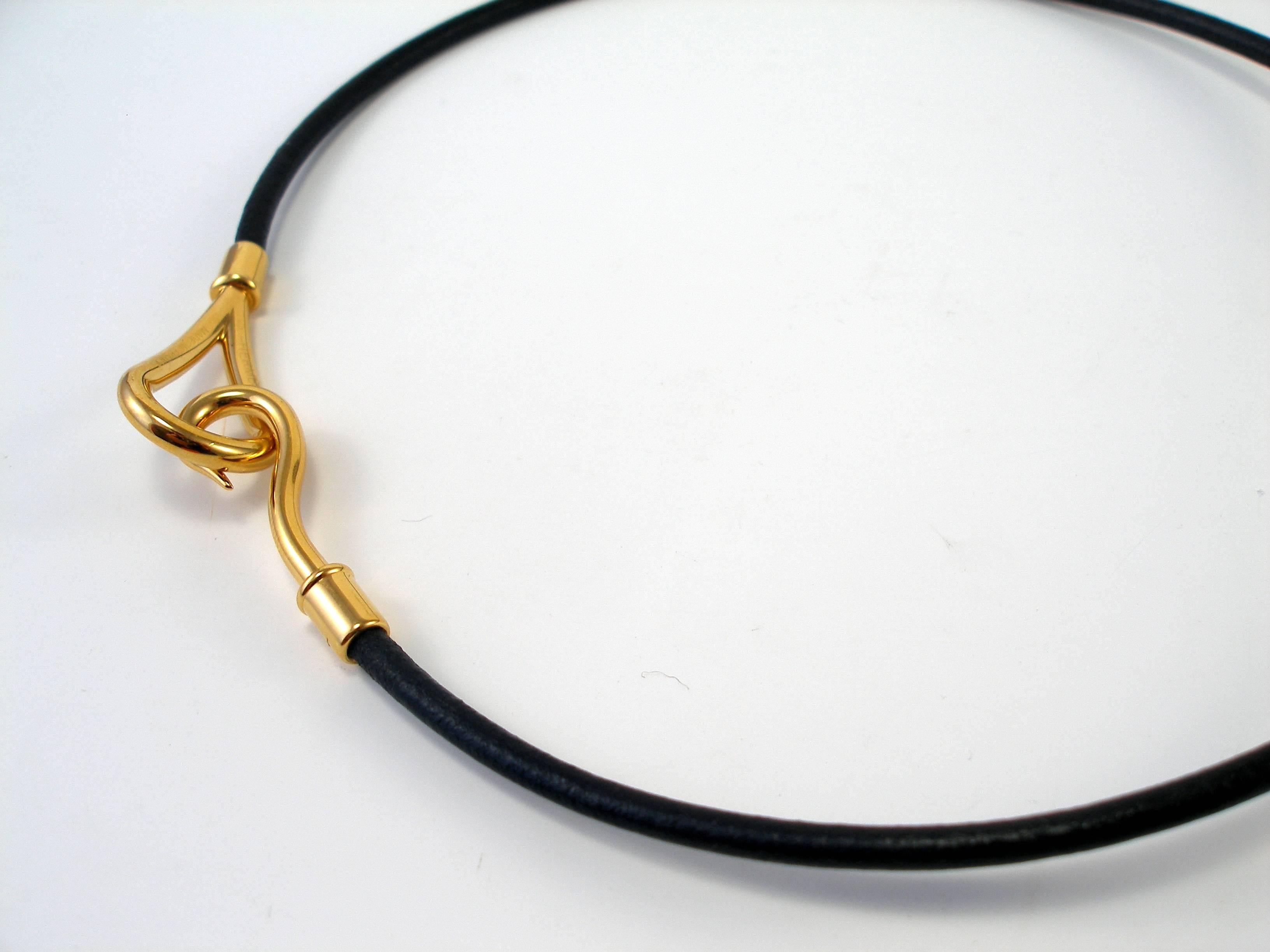 SOLD OUT EVERY WHERE Hermès Made in France JUMBO Black and gold plated Necklace  In New Condition In VERGT, FR