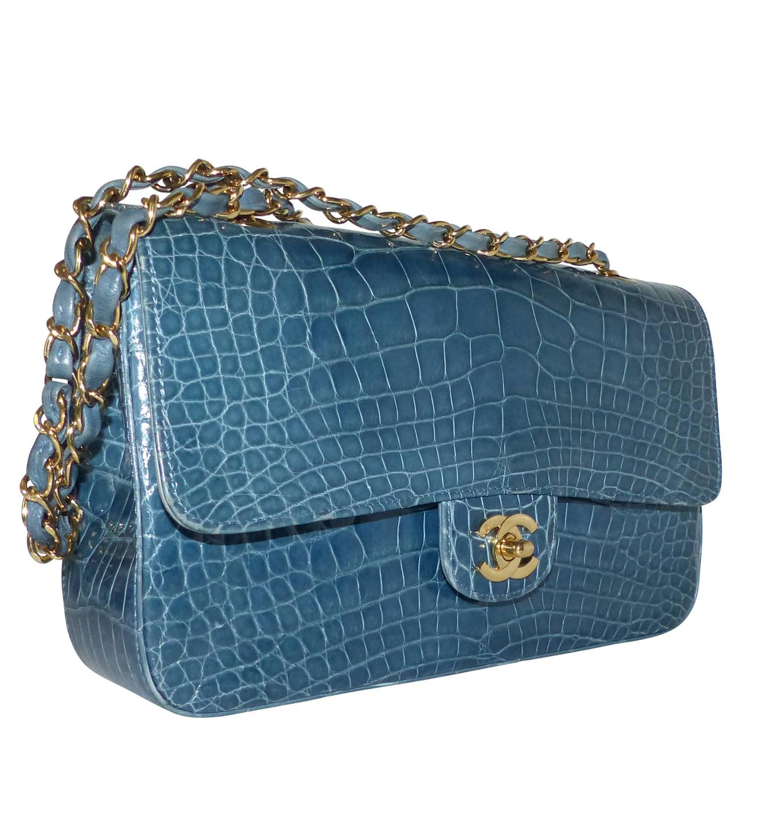 FAN-TAST-IC Chanel Blue Alligator Timeless 
Extremely rare in the exotic versions, this strikingly beautiful piece is a must have for any collector. 
Chanel 2.55 Medium Size
Color : Bleu de Prusse or Bleu Jean's
Dimensions : L 26 x H 15 x P 6
