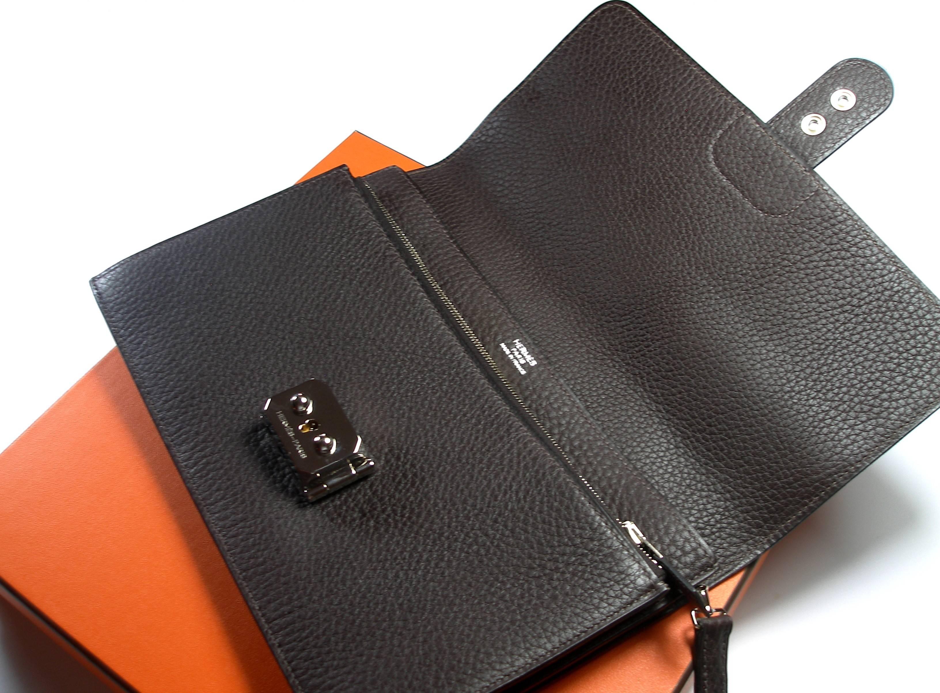 RARE Hermès Jet clutch Fjord Leather Brown and Palladium Hardware  / BRAND NEW For Sale 6